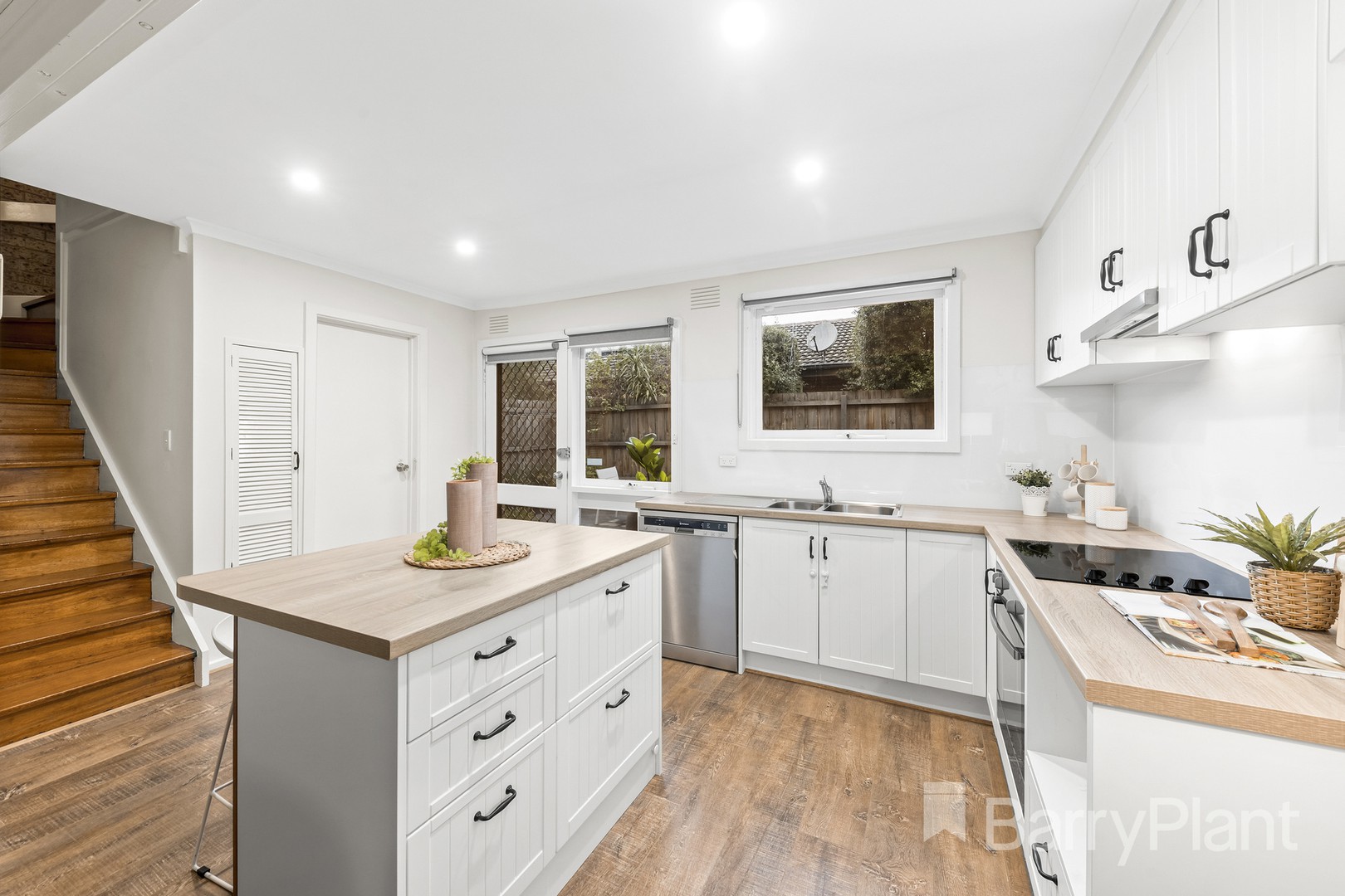 6/12 Parkview AvenueGreensborough, VIC 3088, Greensborough - Thumbnail 6