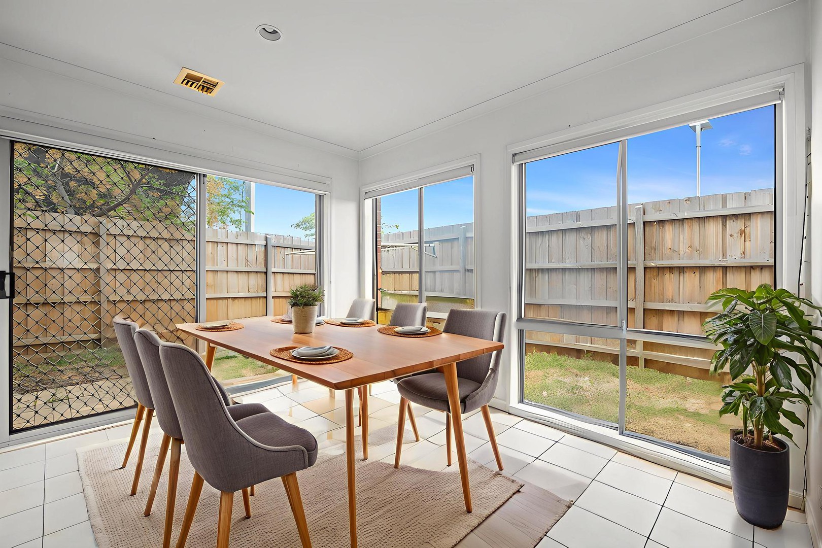 6/12 Pecks Road, Sydenham, VIC 3037, Sydenham - Thumbnail 3
