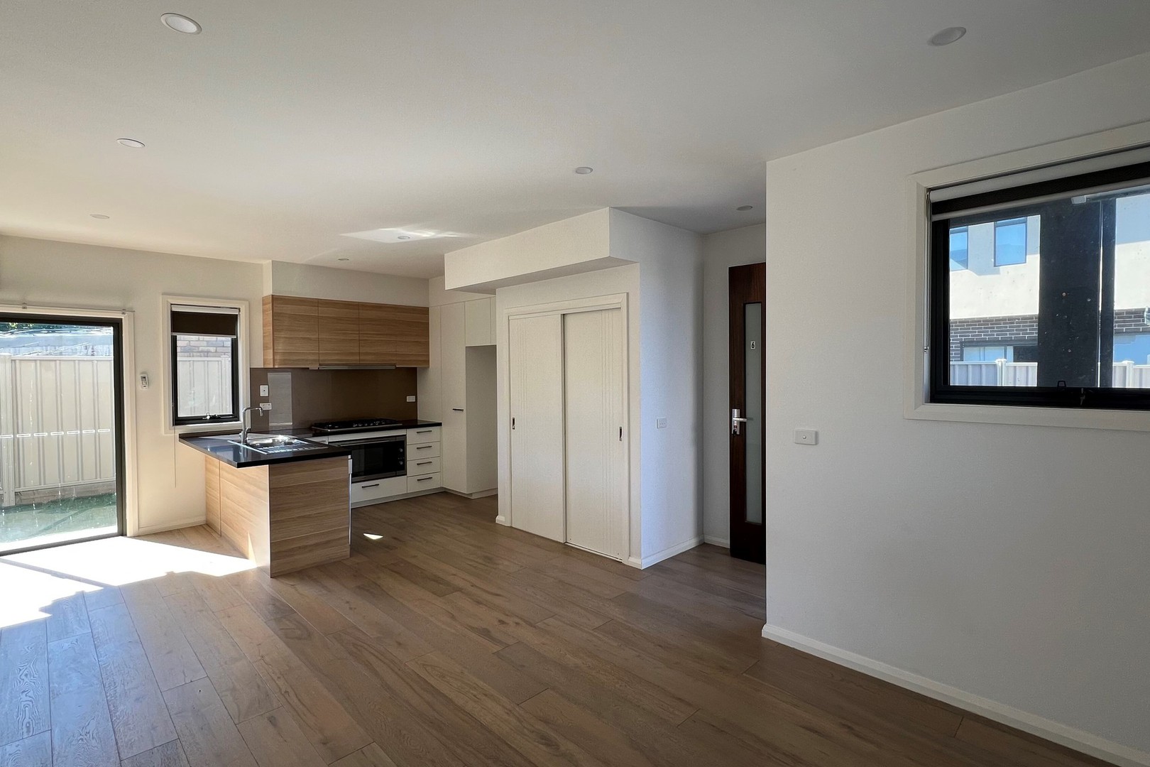 6/138-140 St Vigeons Road, Reservoir, VIC 3073, Reservoir - Thumbnail 6