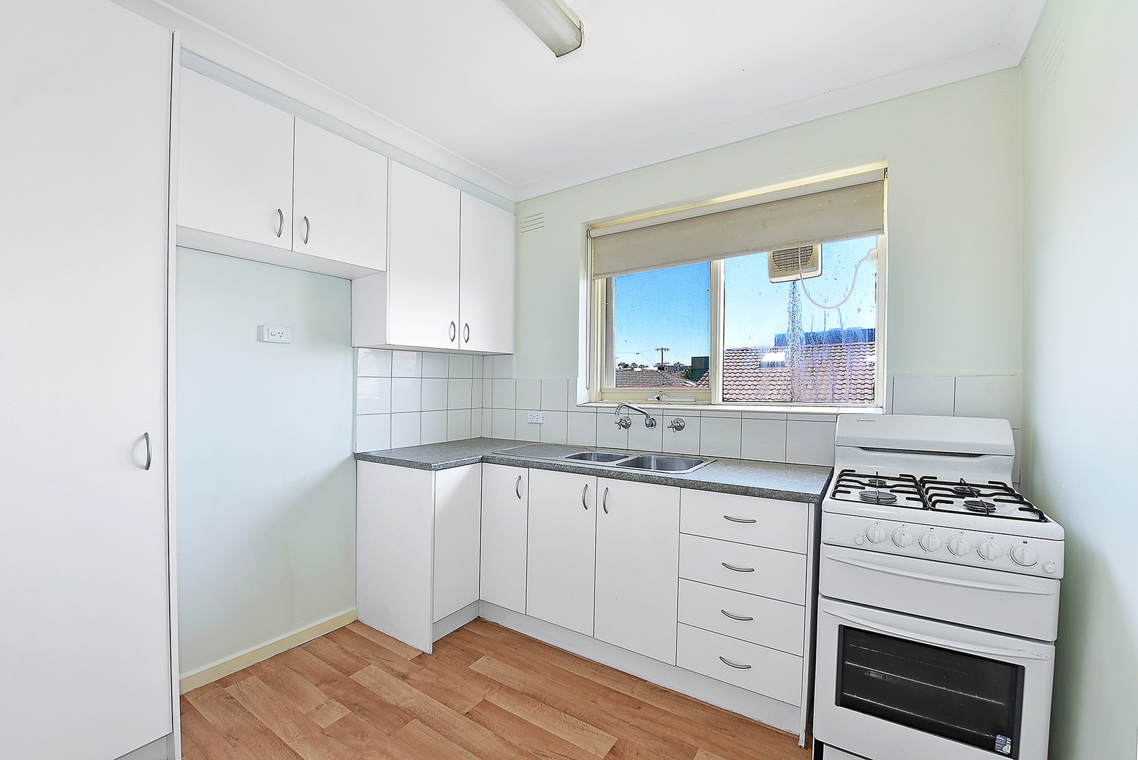 6/142 Hoffmans Road, Essendon, VIC 3040, Essendon - Thumbnail 2