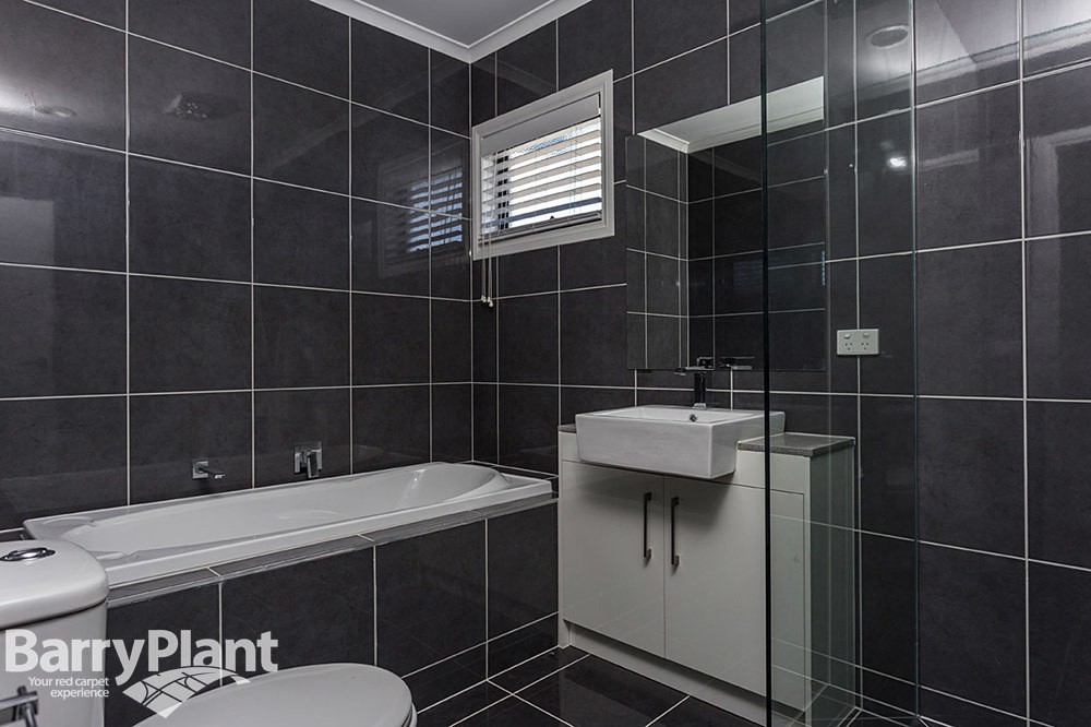 6/16 La Rochelle Boulevard, Point Cook, VIC 3030, Point Cook - Thumbnail 5