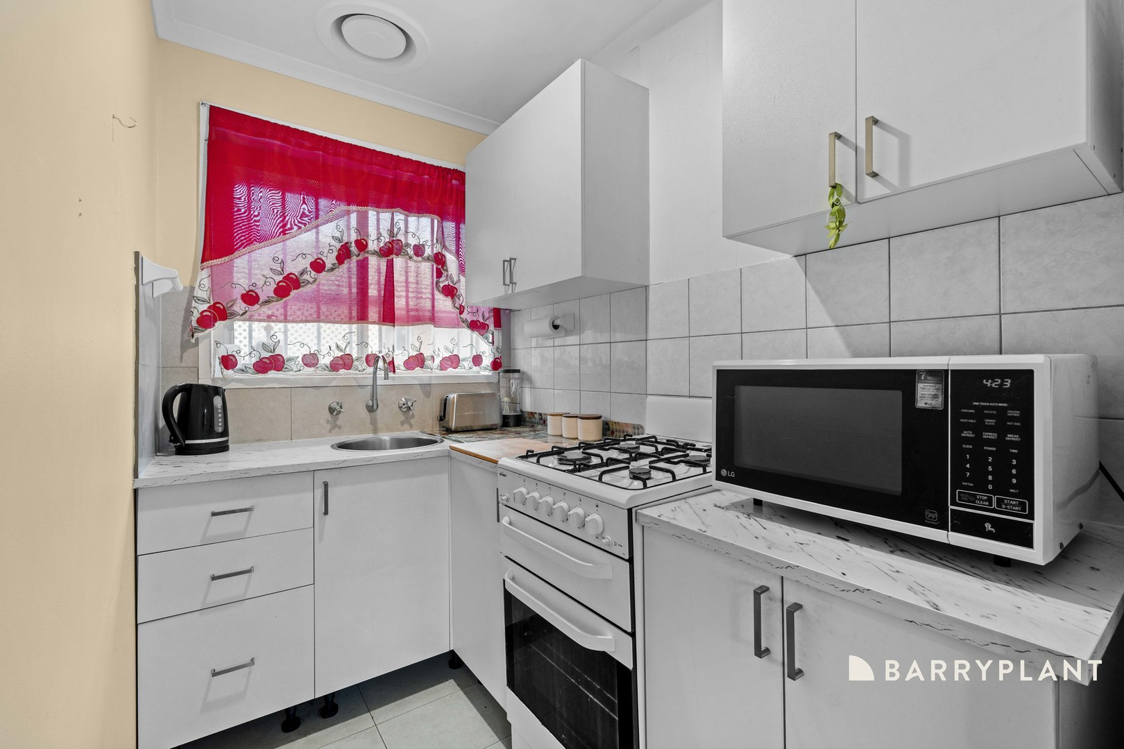 6/17 French Street, Thomastown, VIC 3074 - Thumbnail 2 - 06/03/2026