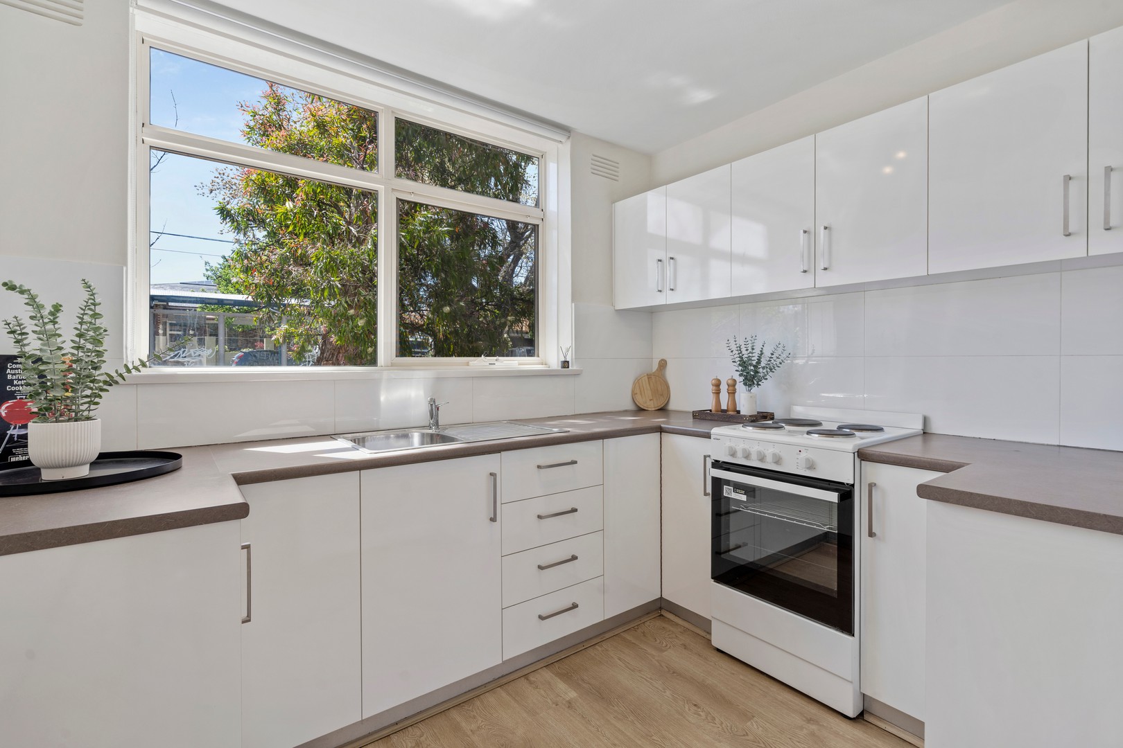 6/19 Fletcher Street, Essendon, VIC 3040, Essendon - Thumbnail 3