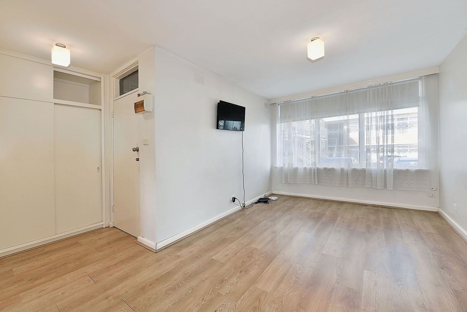 6/19 Fletcher Street, Essendon, VIC 3040, Essendon - Thumbnail 2