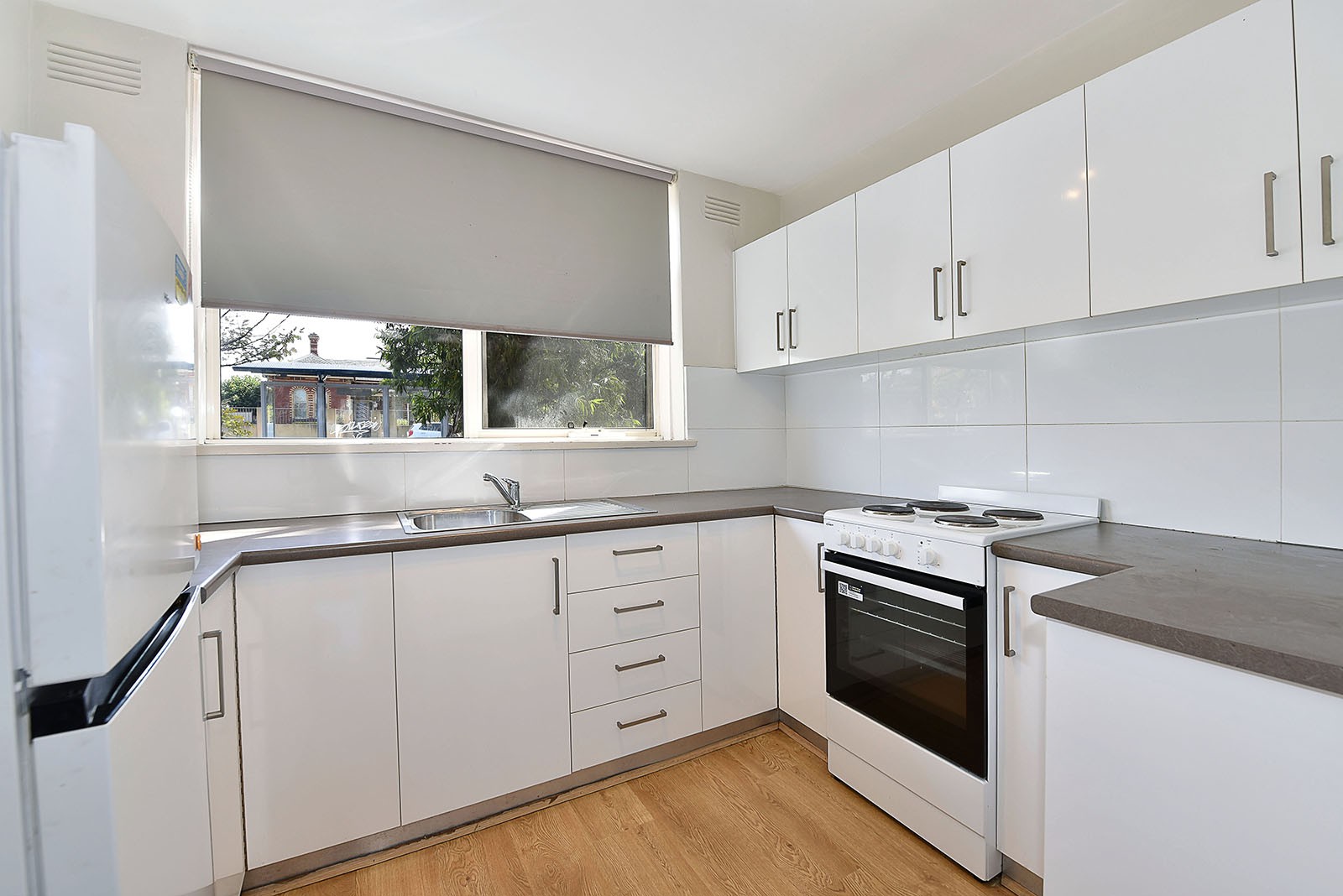 6/19 Fletcher Street, Essendon, VIC 3040, Essendon - Thumbnail 3