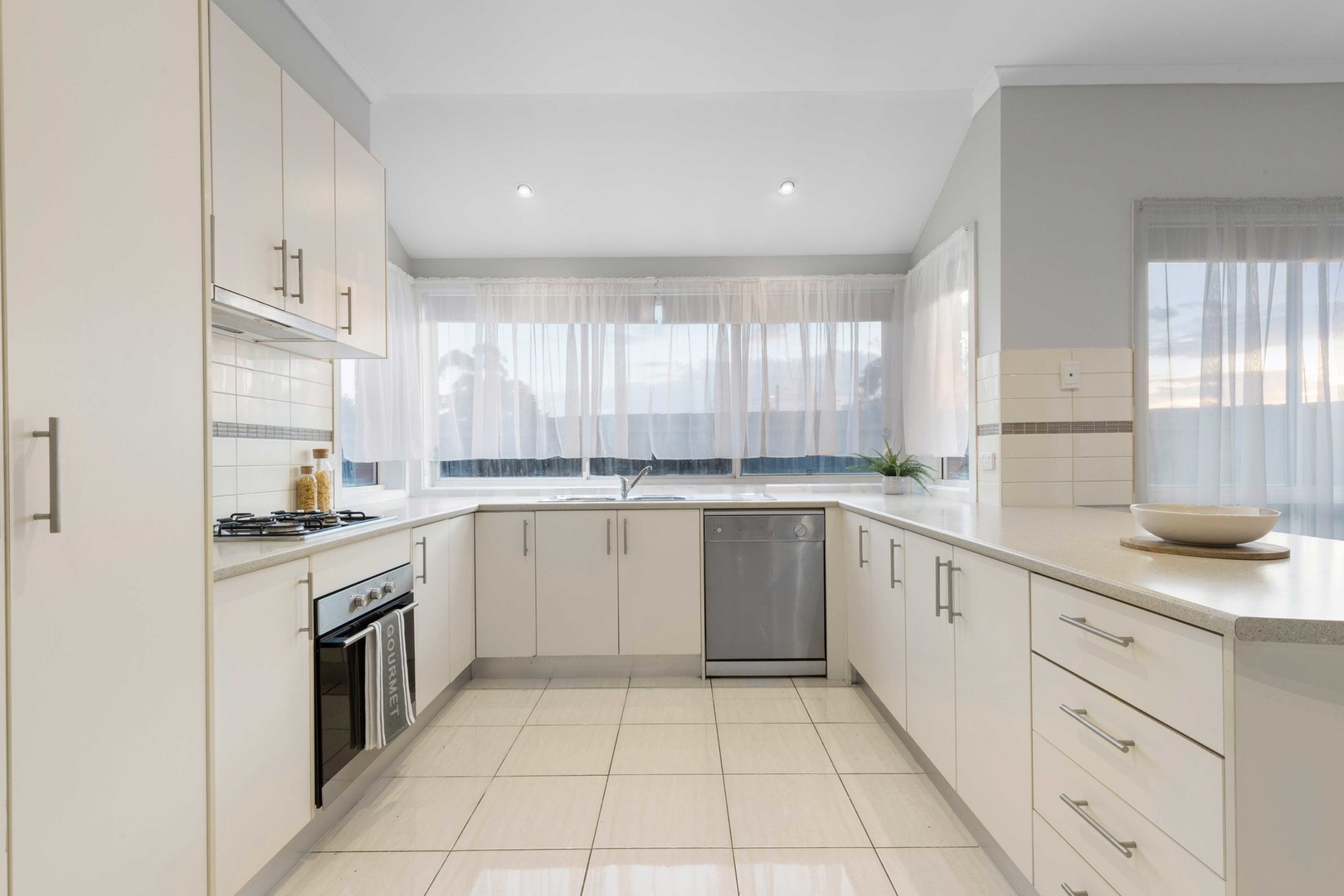 6/1A Thorogood Court, Taylors Lakes, VIC 3038, Taylors Lakes - Thumbnail 5