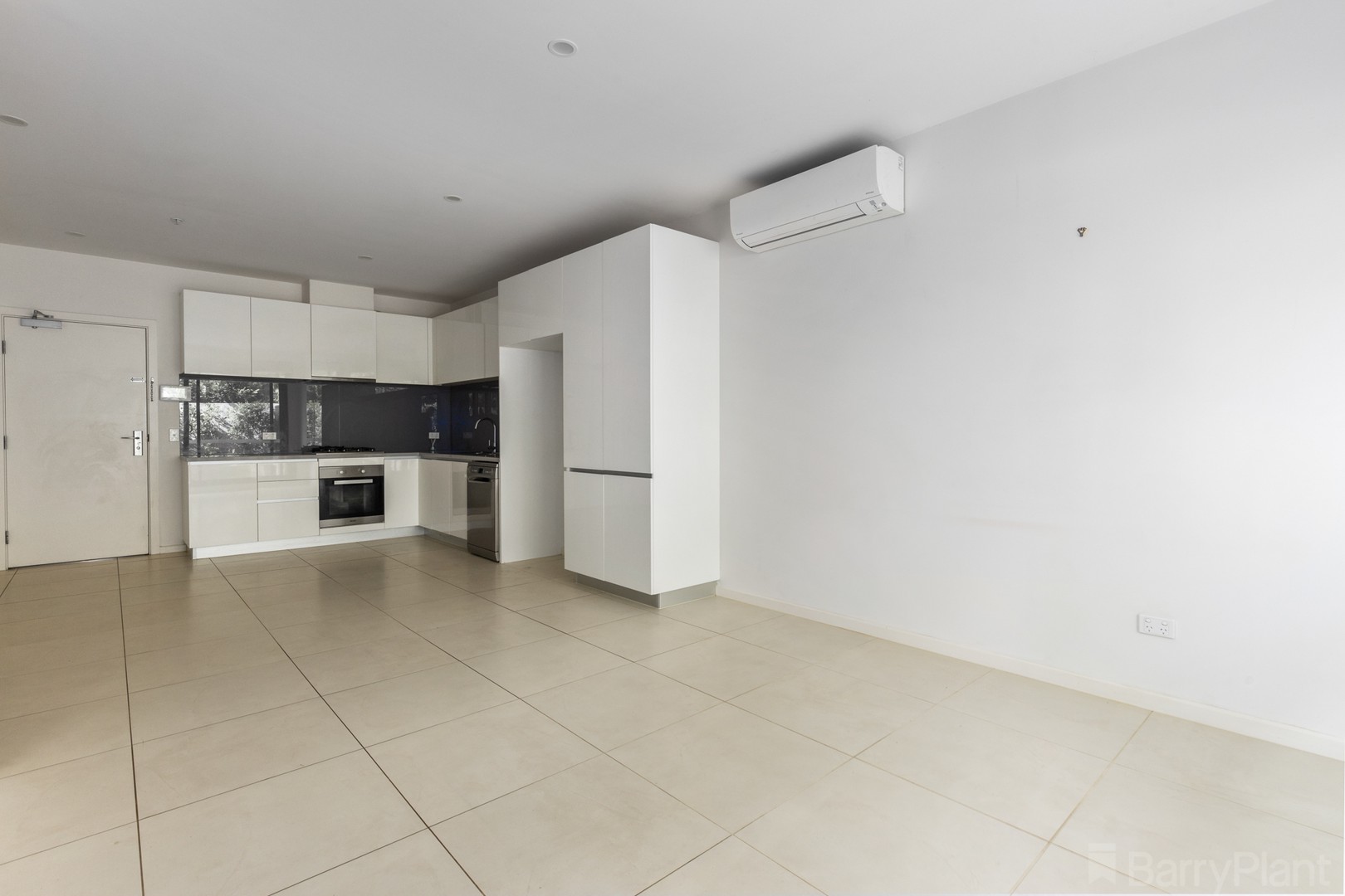 6/21 Bourke Street, Ringwood, VIC 3134, Ringwood - Thumbnail 3