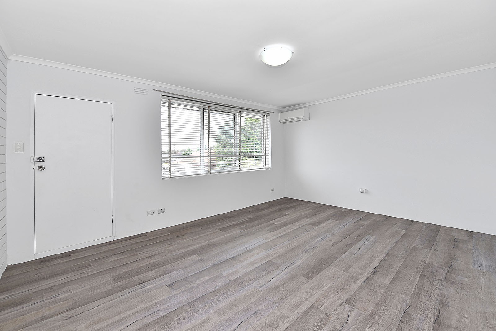 6/23 Tweedside Street, Essendon, VIC 3040, Essendon - Thumbnail 2