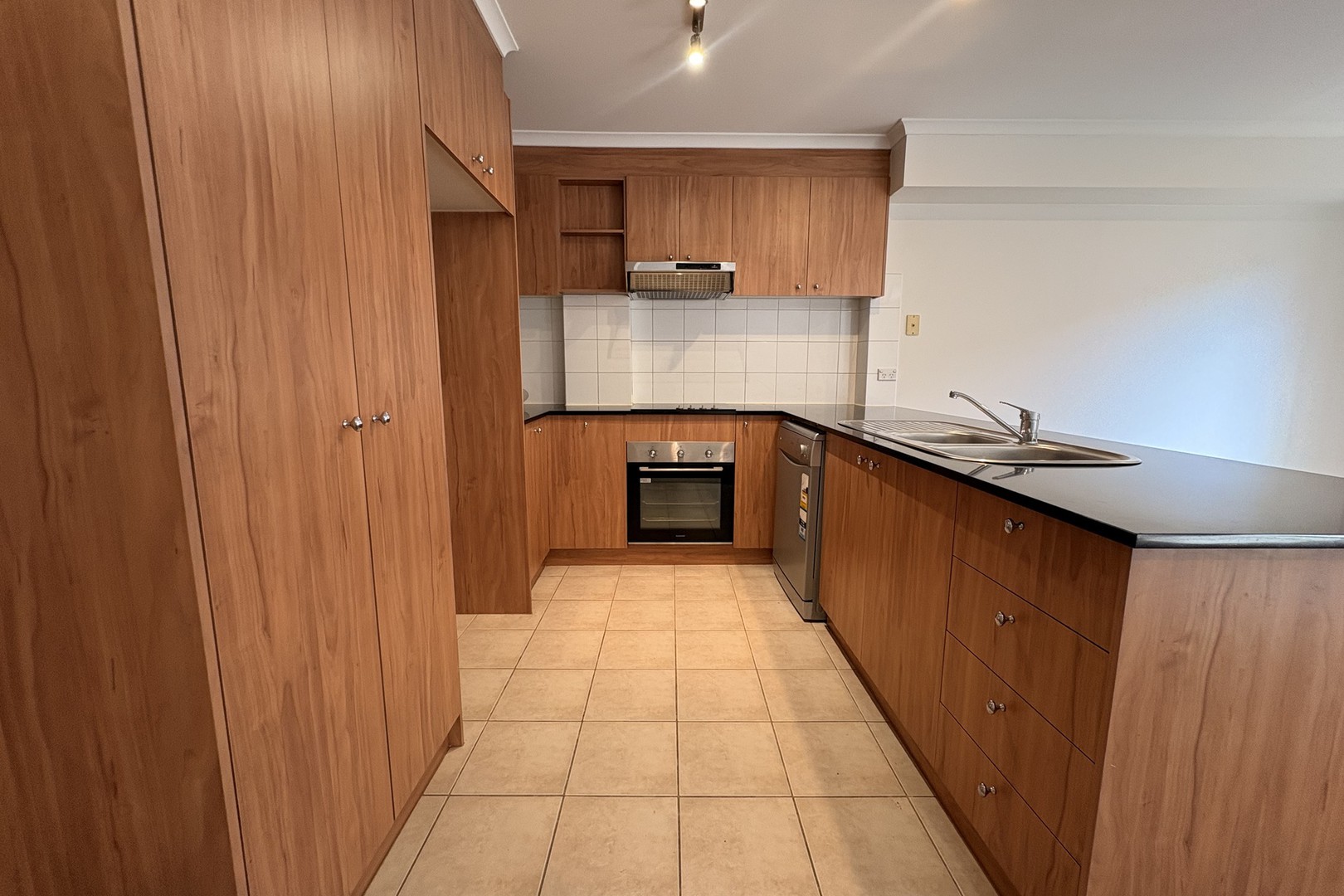 6/250 Sunshine Avenue, Kealba, VIC 3021 - Thumbnail 2 - 28/01/2026