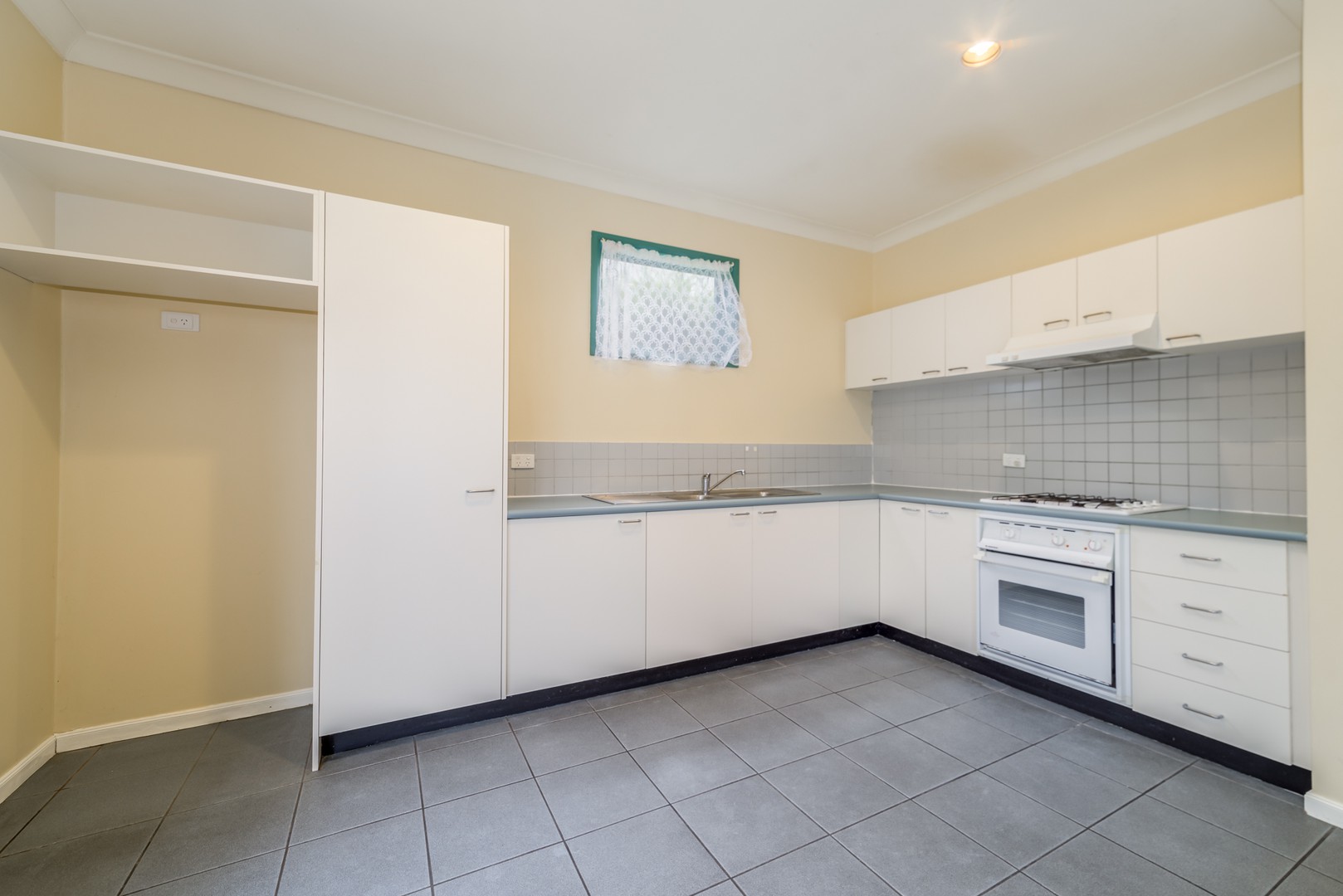 6/26 Ashted Road, Box Hill, VIC 3128, Box Hill - Thumbnail 3