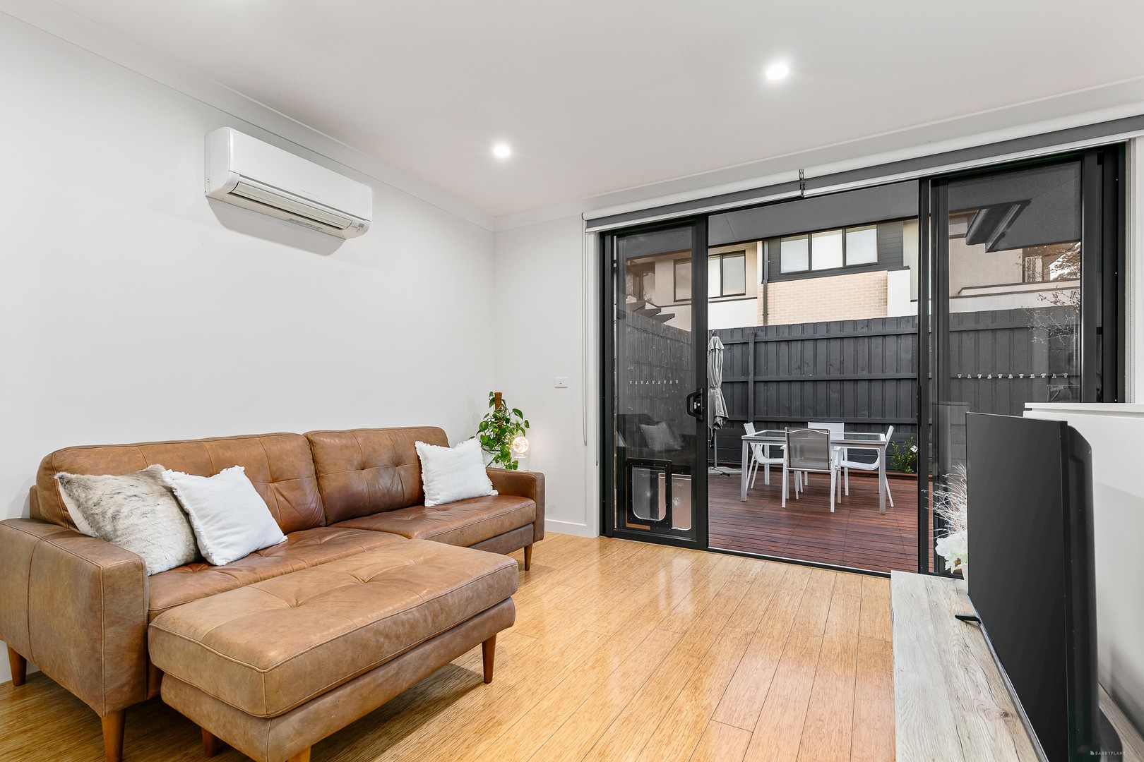 6/28 Livingstone Road, Eltham, VIC 3095 - Thumbnail 2 - 12/09/2025