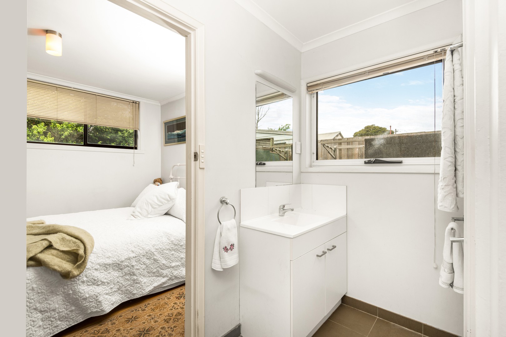 6/29 Knight Avenue, Herne Hill, VIC 3218, Herne Hill - Thumbnail 5