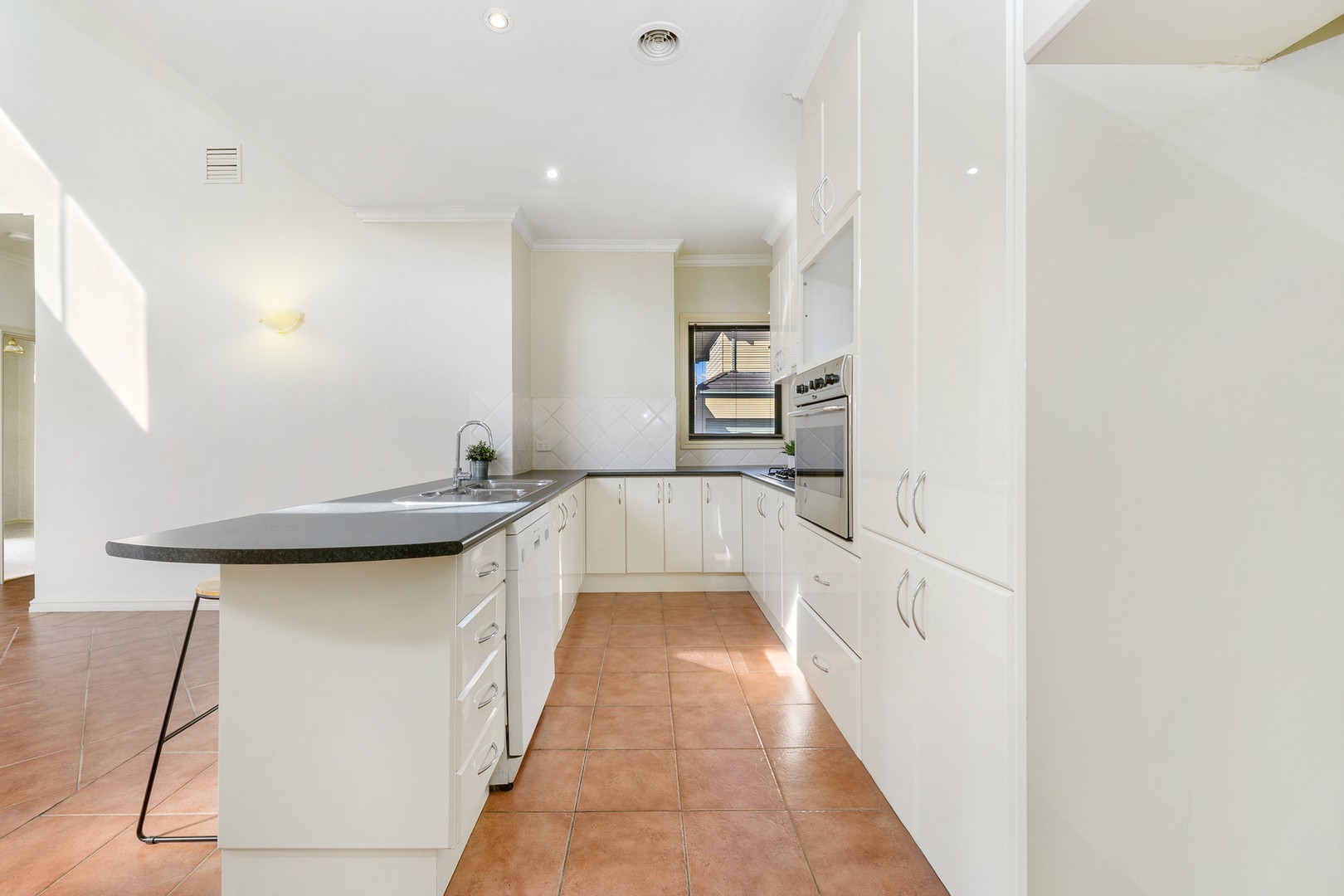 6/41 Wentworth Drive, Taylors Lakes, VIC 3038, Taylors Lakes - Thumbnail 4