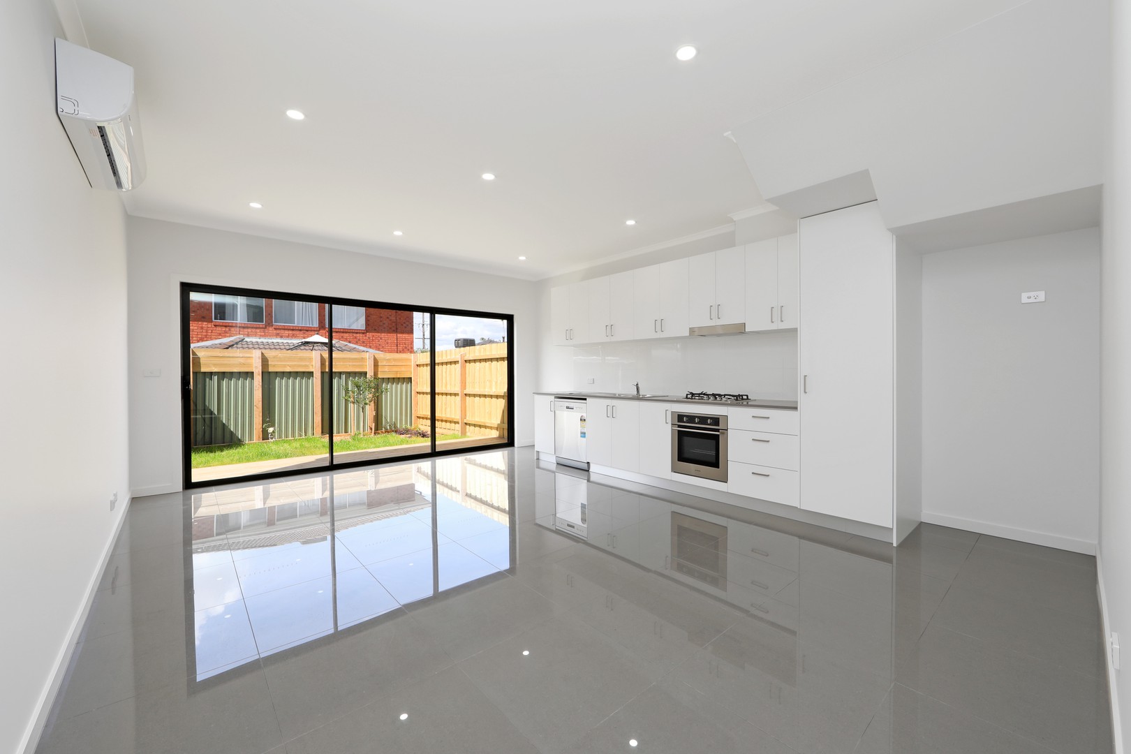 6/5 Gearon Avenue, Rowville, VIC 3178, Rowville - Thumbnail 3