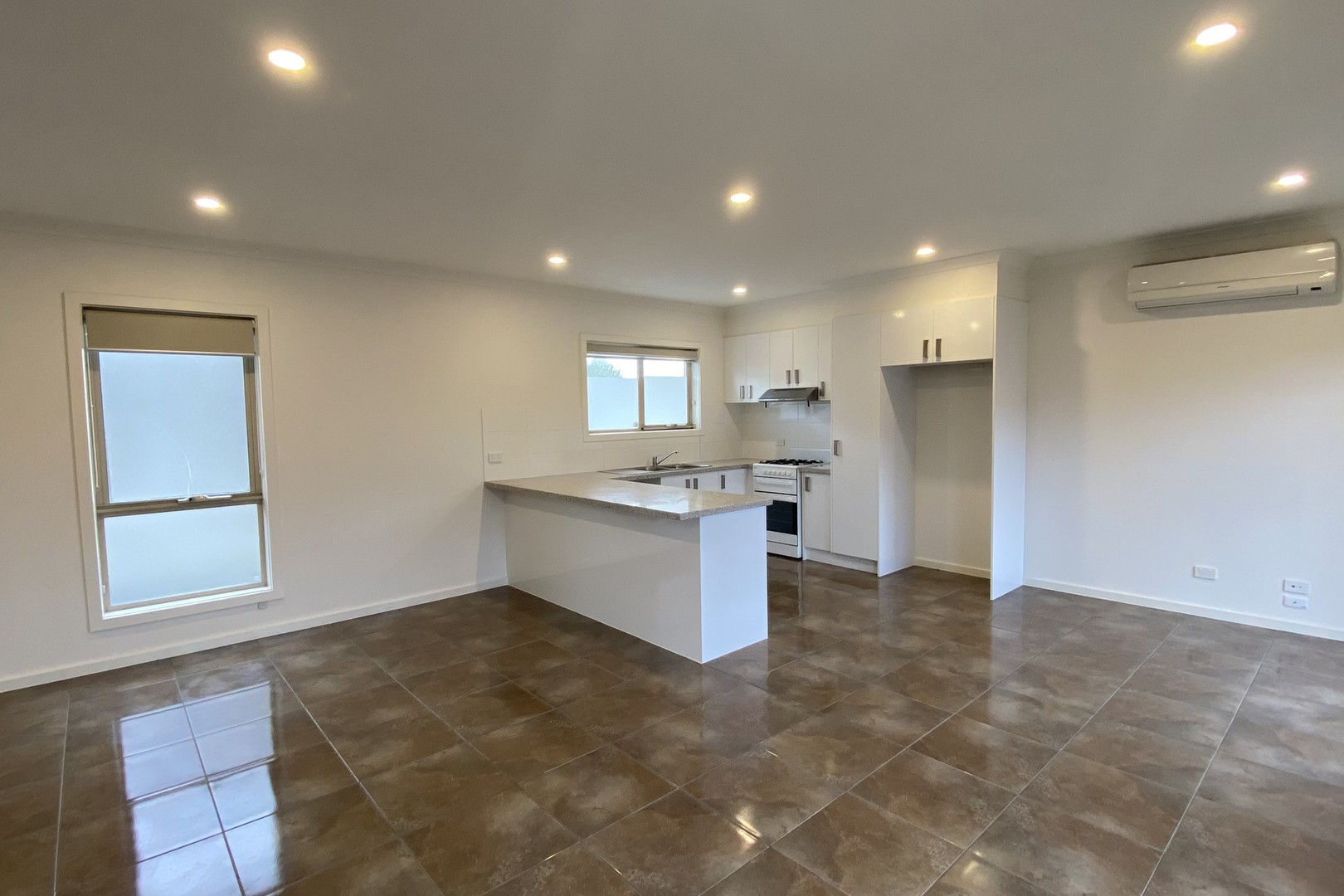 6/5 Luke Street, Reservoir, VIC 3073, Reservoir - Thumbnail 4