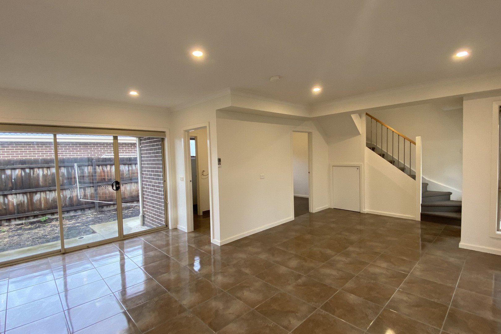 6/5 Luke Street, Reservoir, VIC 3073, Reservoir - Thumbnail 5