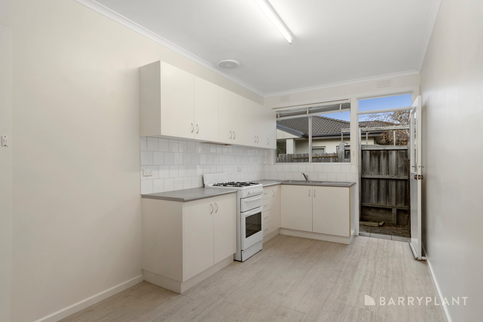 6/54 Fewster Road, Hampton, VIC 3188, Hampton - Thumbnail 4