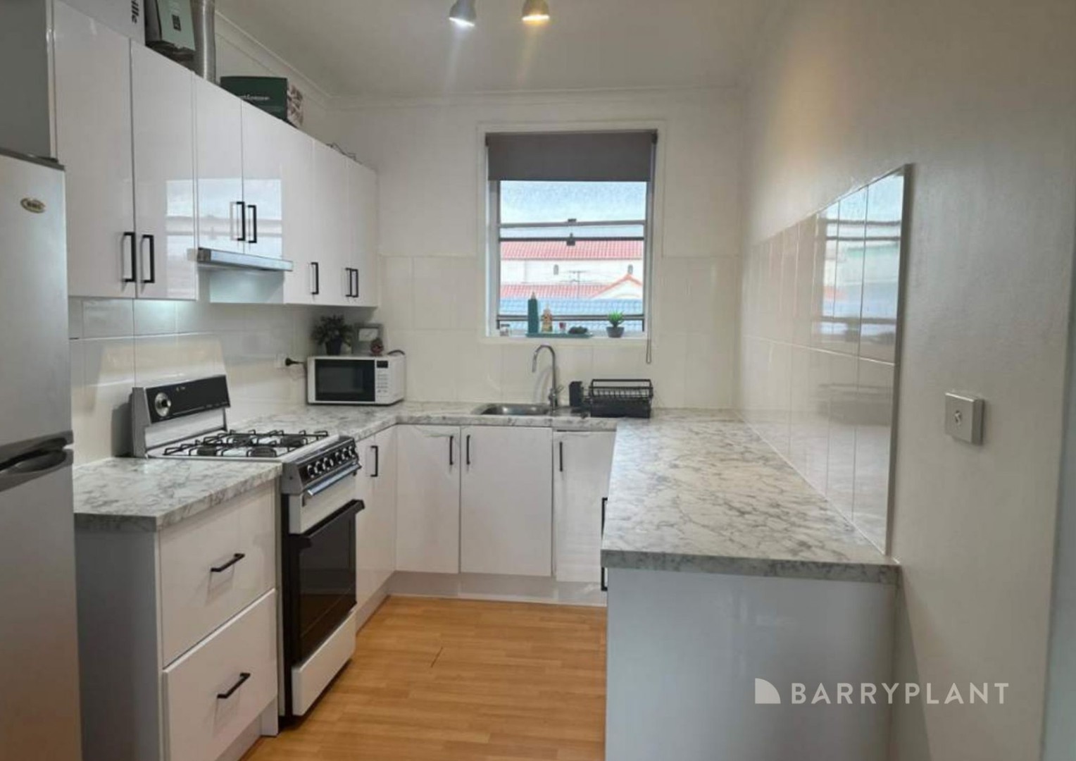 6/7 Petrie St, Frankston, VIC 3199 - Thumbnail 2 - 11/03/2025