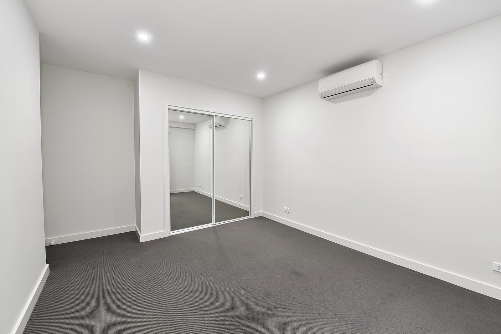 6/70 Richardson Street, Essendon, VIC 3040 - Thumbnail 2 - 17/02/2022