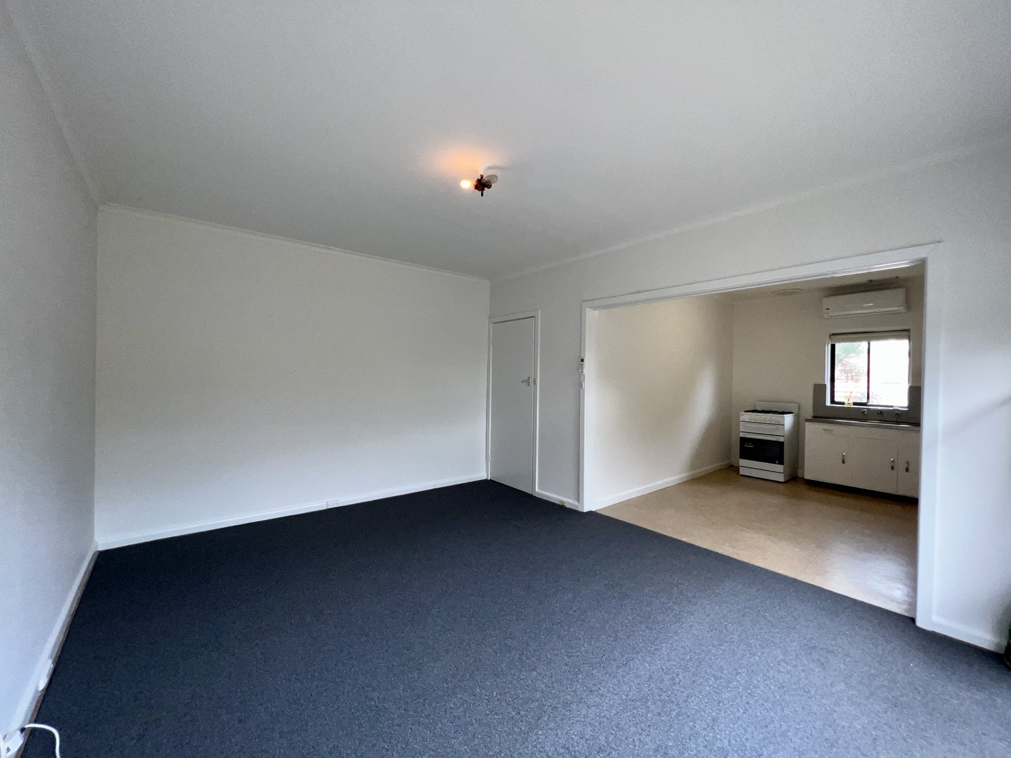 6/8 Thomas Court, Parkdale, VIC 3195, Parkdale - Thumbnail 3