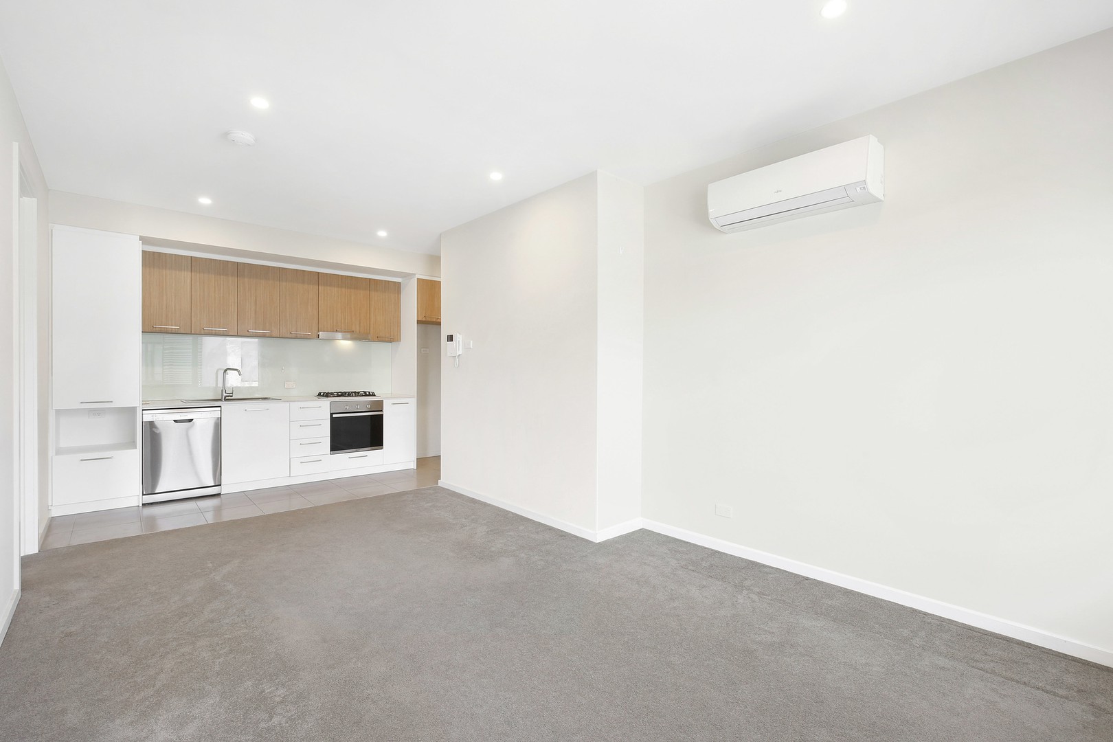 6/83 Janefield Drive, Bundoora, VIC 3083, Bundoora - Thumbnail 2