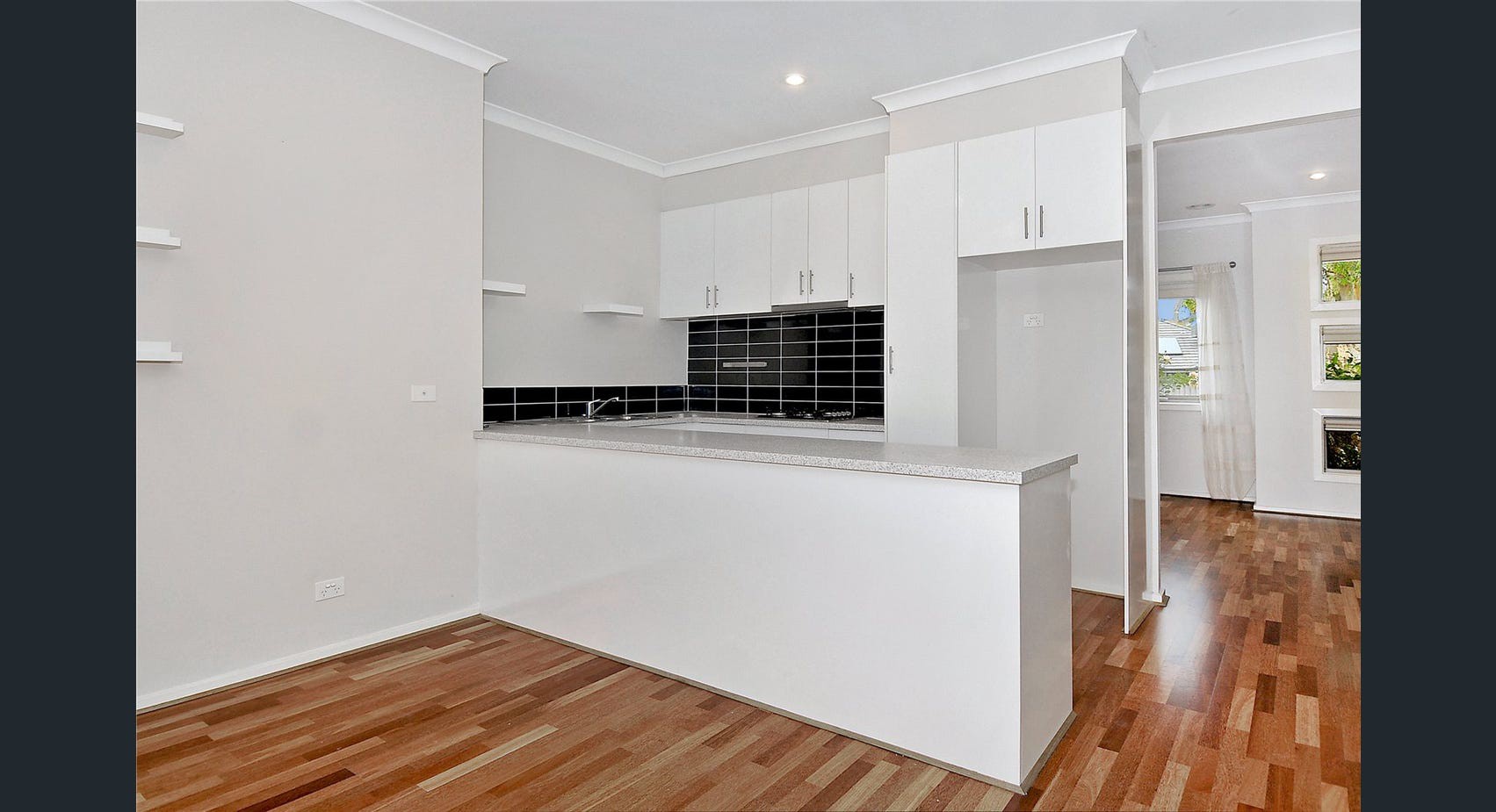6/9 Hickling RoadMernda, VIC 3754  - Leased, Mernda - Thumbnail 2