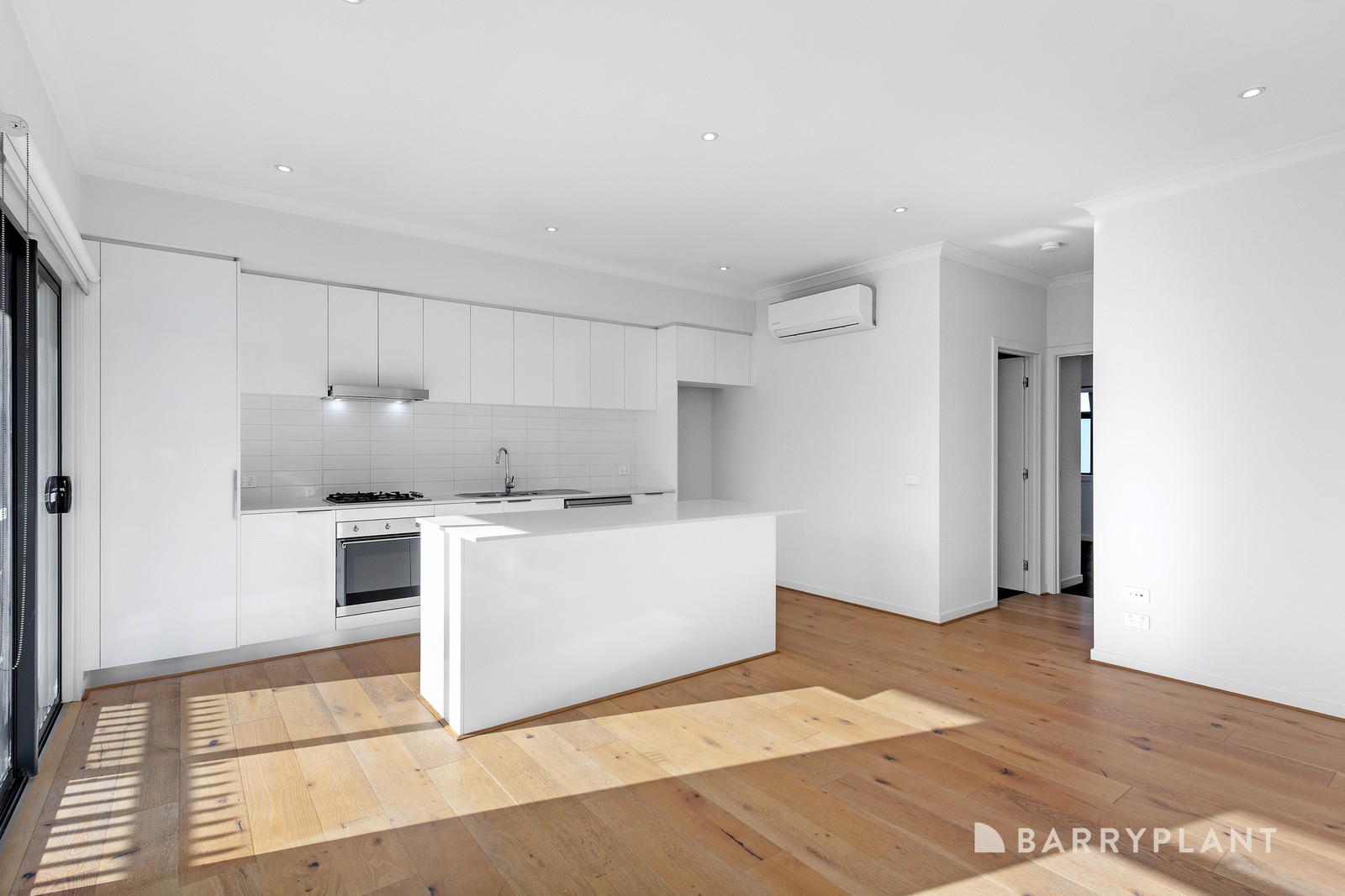 6/9 Luton Court, Rowville, VIC 3178, Rowville - Thumbnail 3