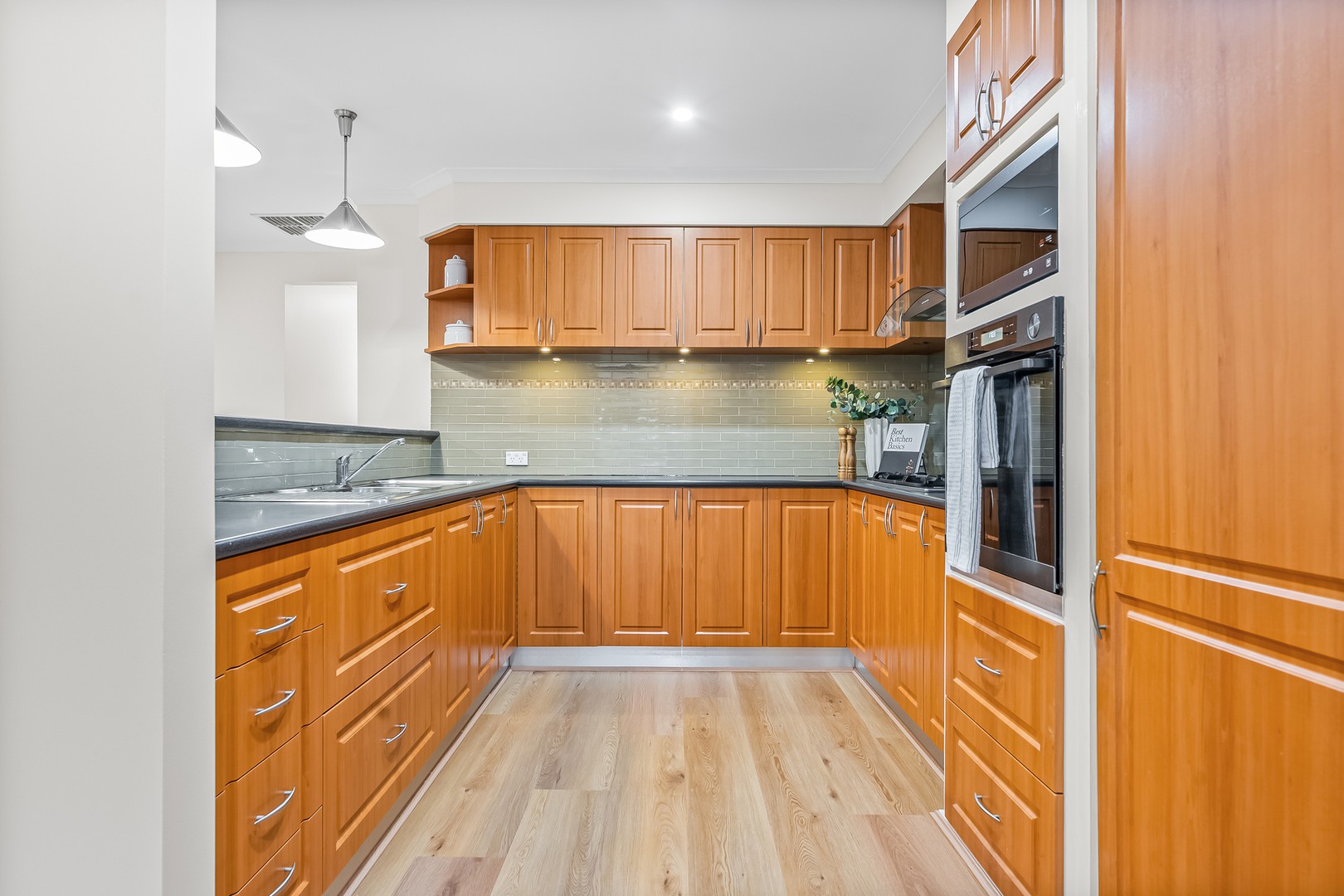 6 Abelia Court, Hillside, VIC 3037, Hillside - Thumbnail 6