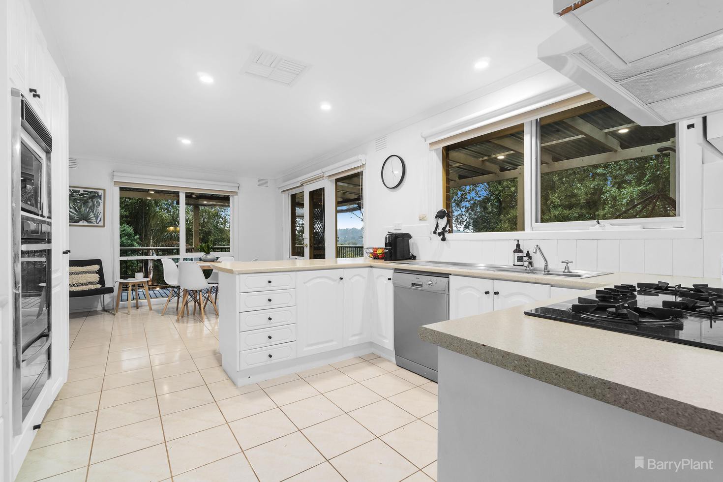 6 Abersham Court, Eltham, VIC 3095, Eltham - Thumbnail 6