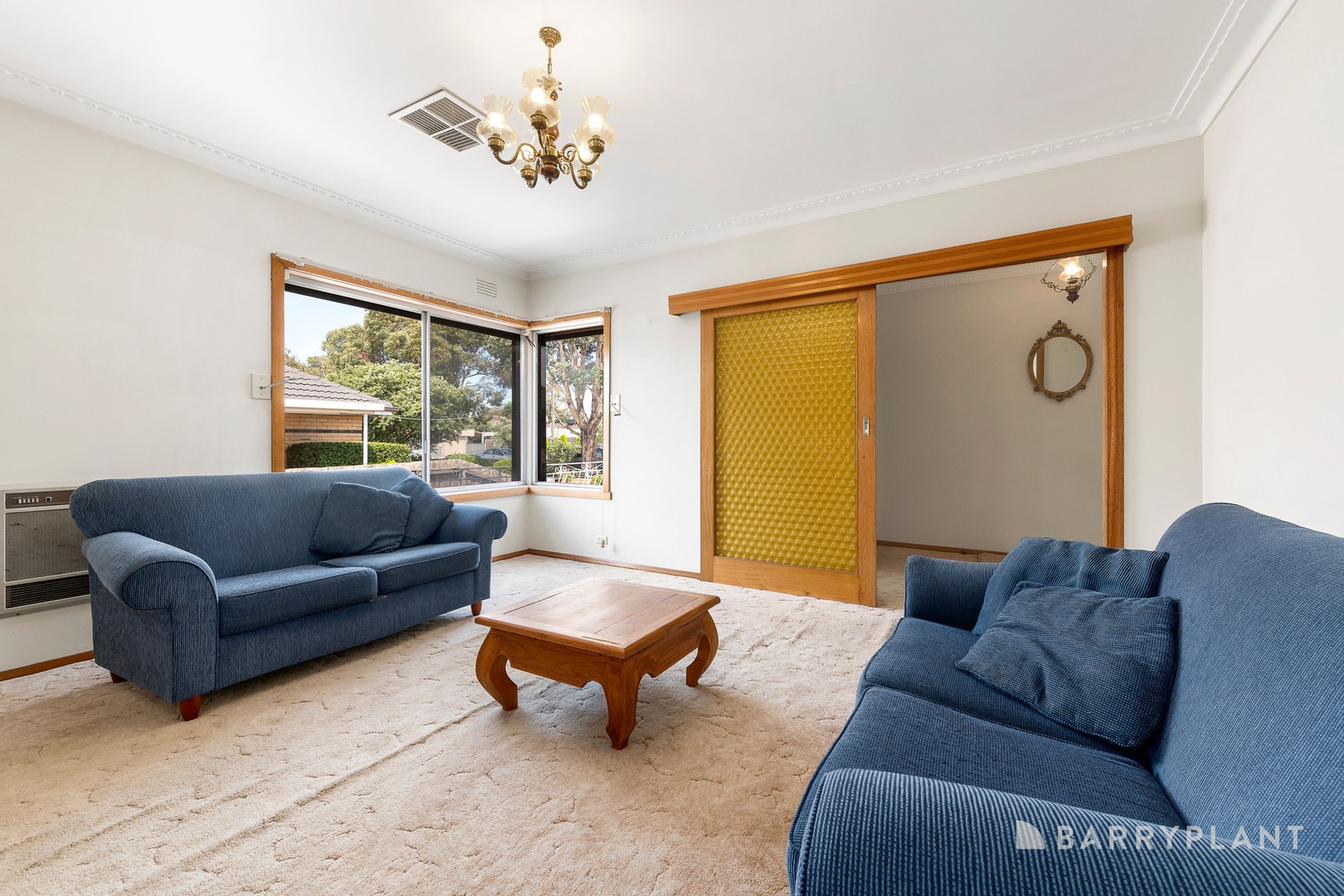 6 Alec Crescent, Fawkner, VIC 3060 - Thumbnail 2 - 06/02/2025