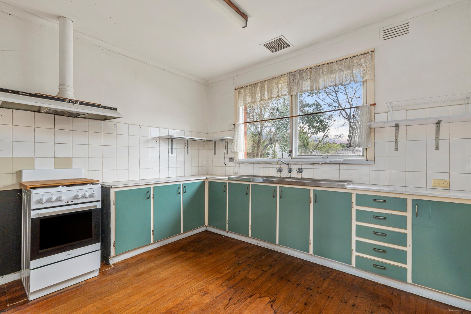 6 Allison Road, Mont Albert North, VIC 3129, Mont Albert North - Thumbnail 4