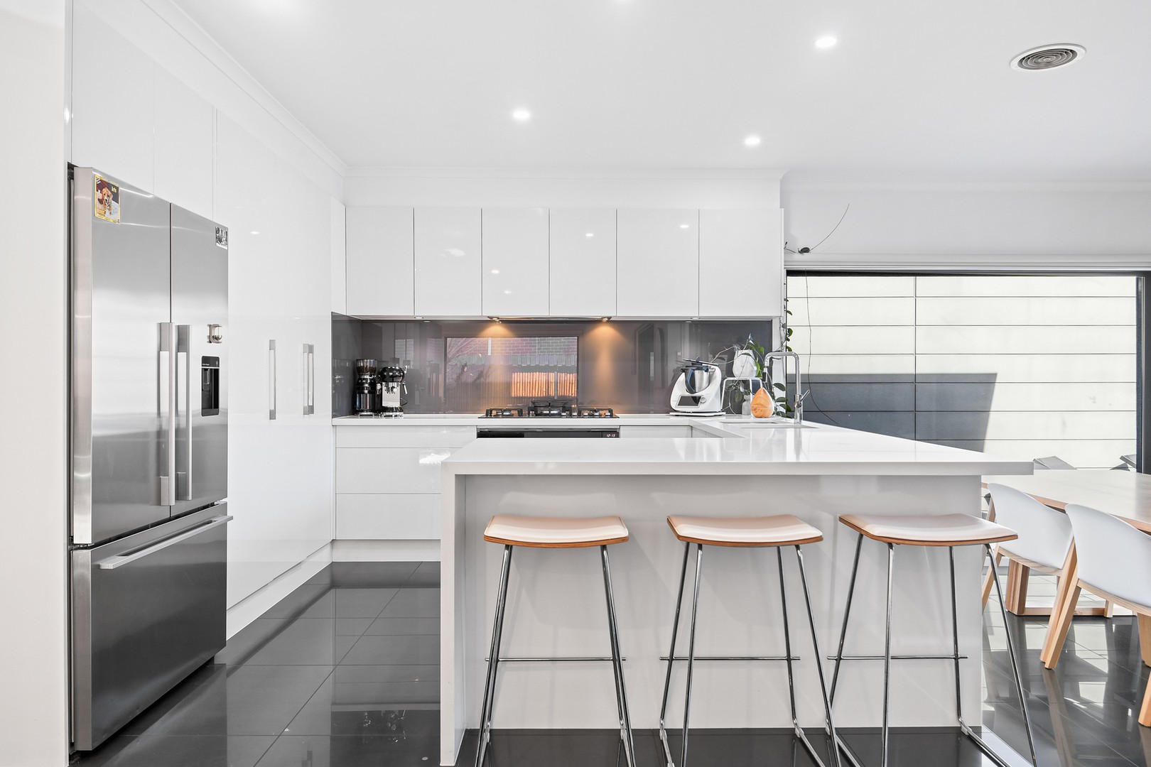 6 Amanda Court, Rowville, VIC 3178, Rowville - Thumbnail 3