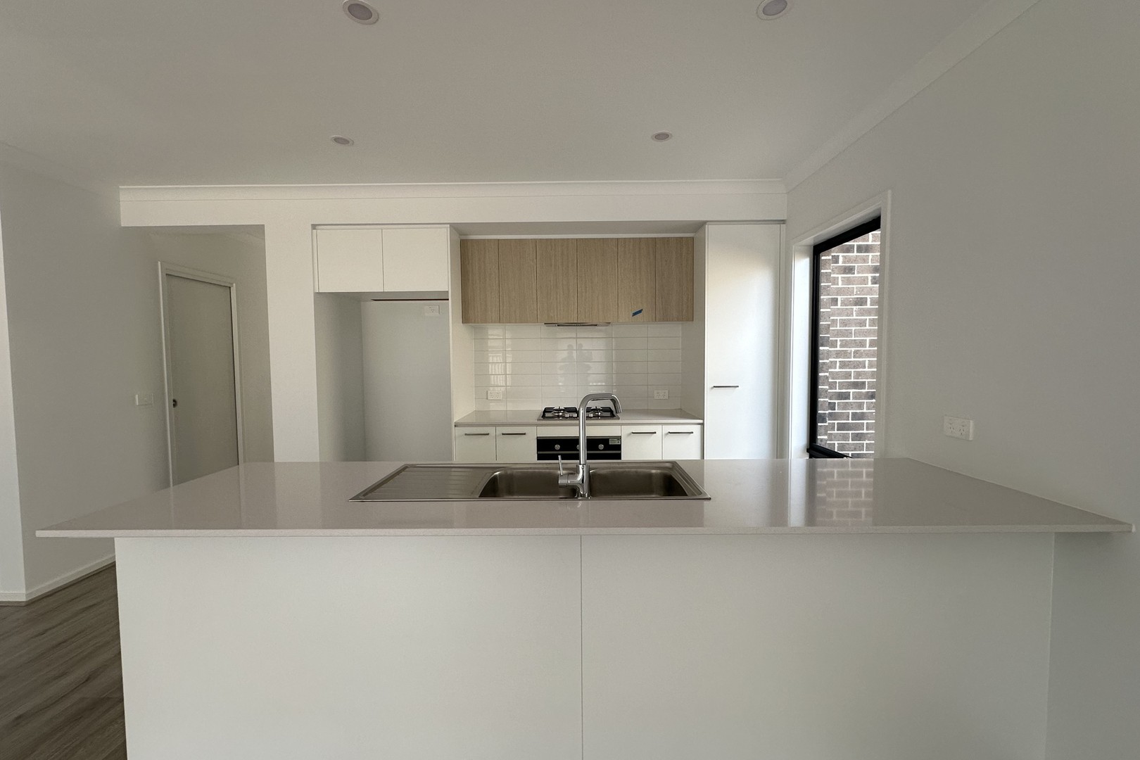 6 Amazon Street, Truganina, VIC 3029 - Thumbnail 1 - 11/12/2023