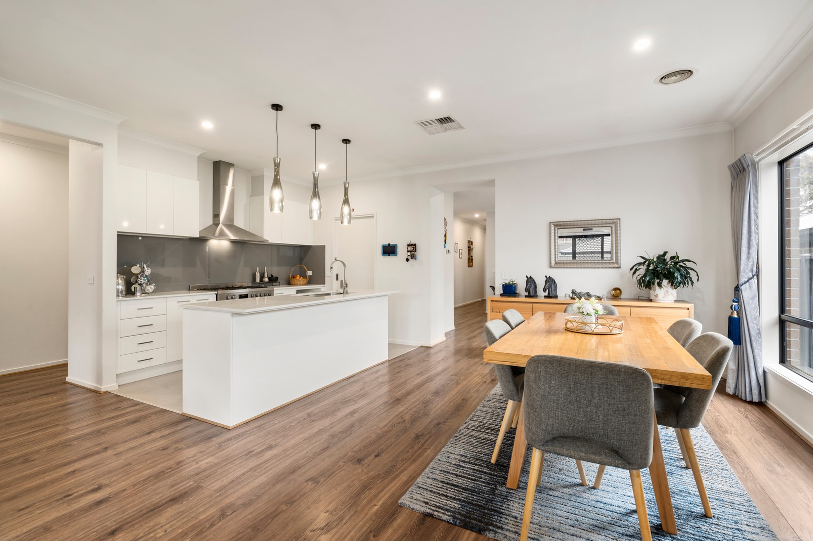 6 Amcury StreetSouth Morang, VIC 3752  - Leased, South Morang - Thumbnail 3