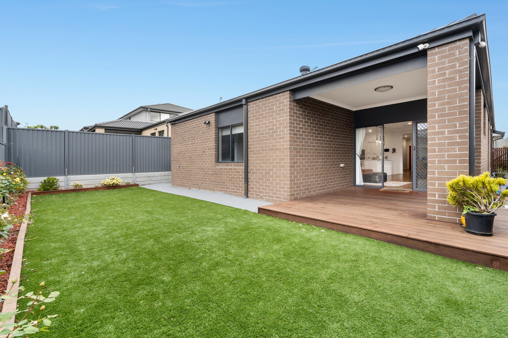 6 Amcury StreetSouth Morang, VIC 3752  - Leased, South Morang - Thumbnail 7