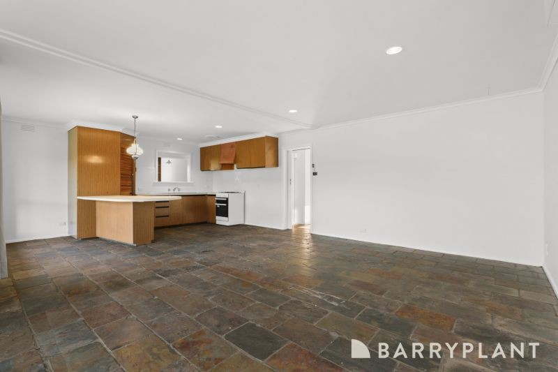 6 Anita Av, Dingley Village, VIC 3172 - Thumbnail 2 - 14/10/2025