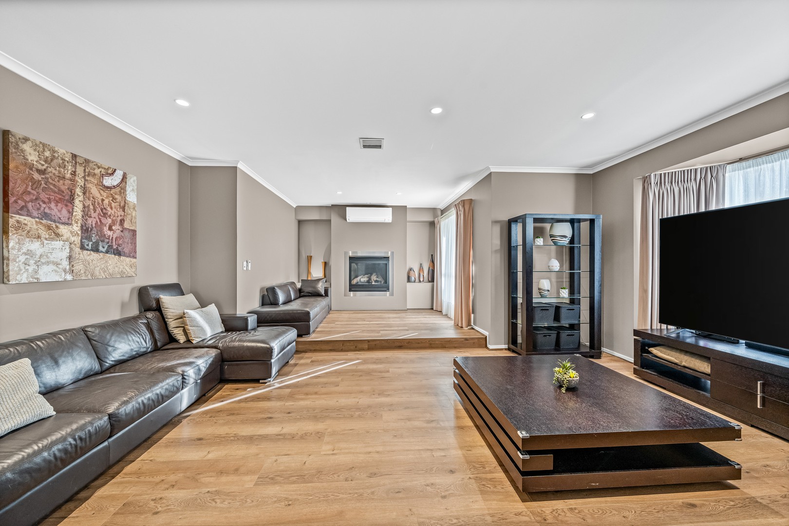 6 Aquanita Crescent, Keilor Downs, VIC 3038, Keilor Downs - Thumbnail 4