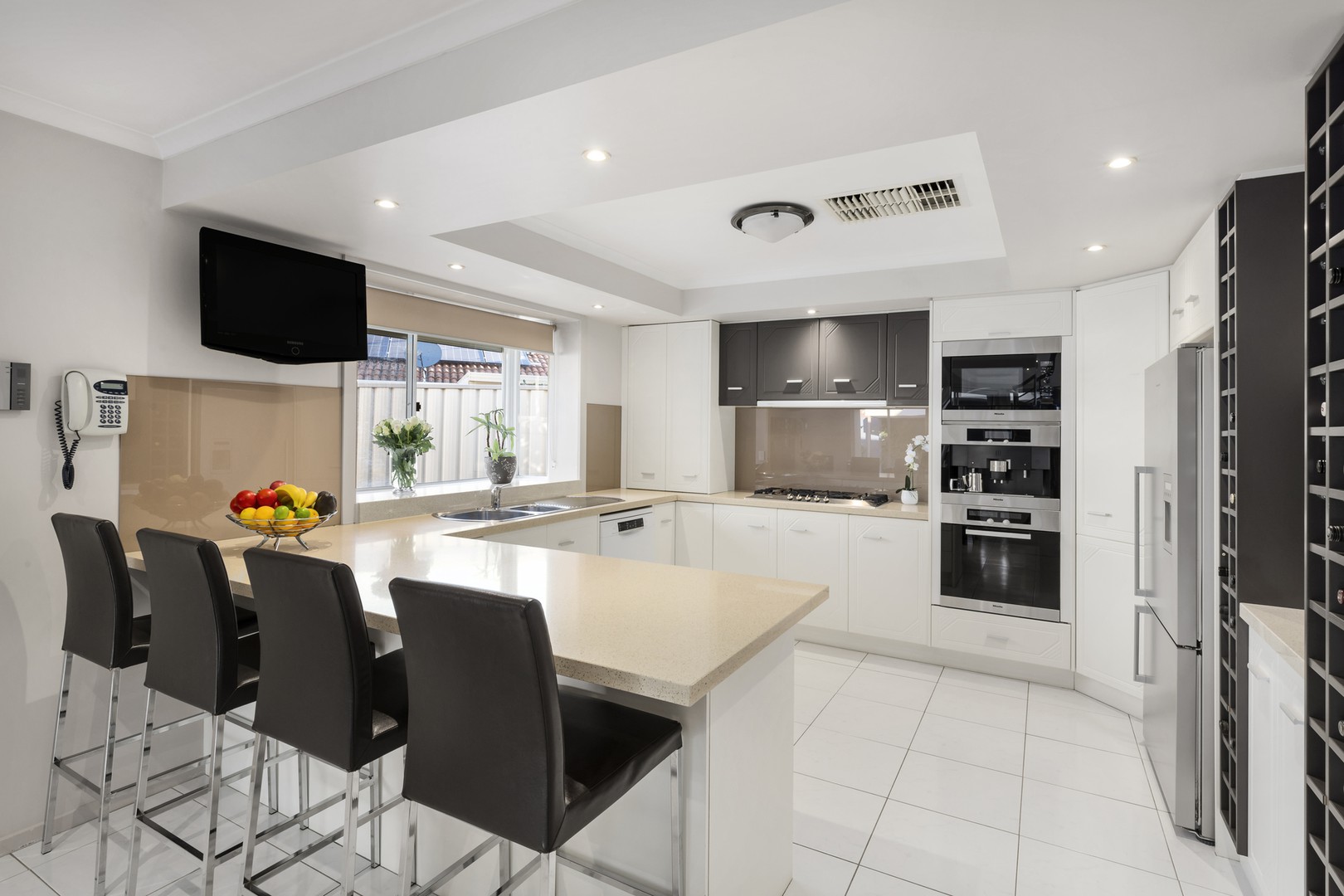 6 Aquanita Crescent, Keilor Downs, VIC 3038, Keilor Downs - Thumbnail 5