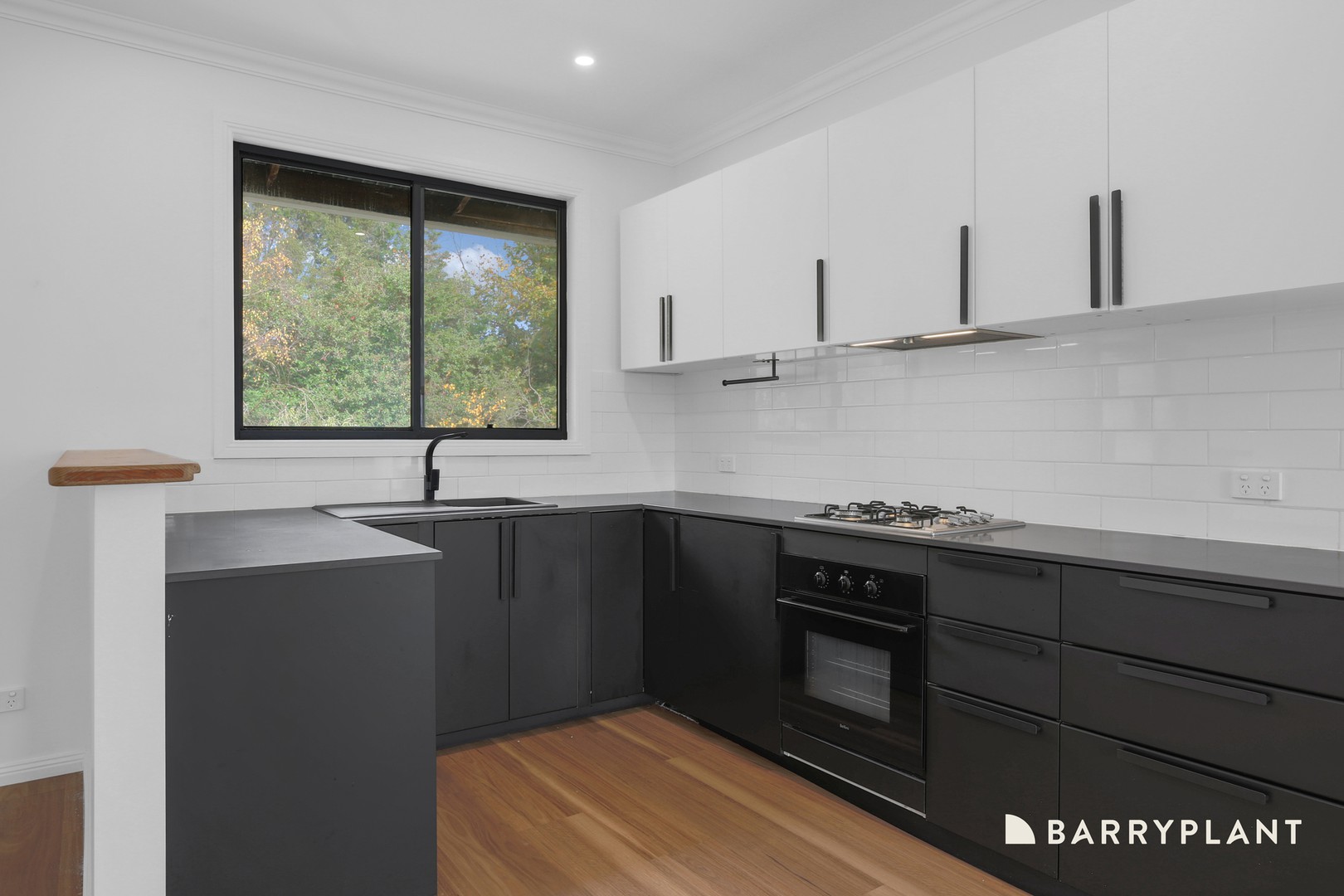 6 Archibald Crescent, Warragul, VIC 3820, Warragul - Thumbnail 4