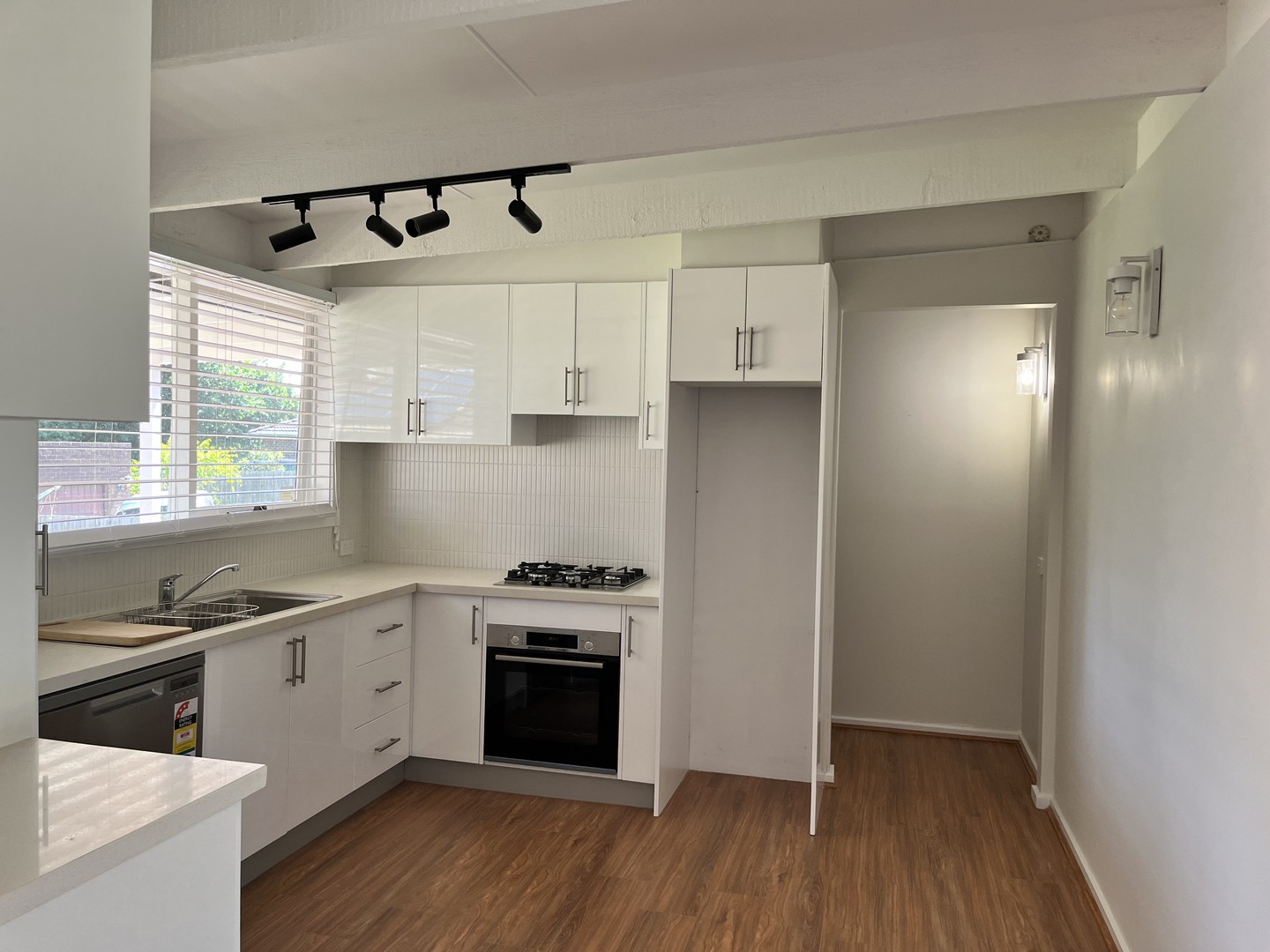 6 Arthur Street, Wantirna South, VIC 3152, Wantirna South - Thumbnail 5