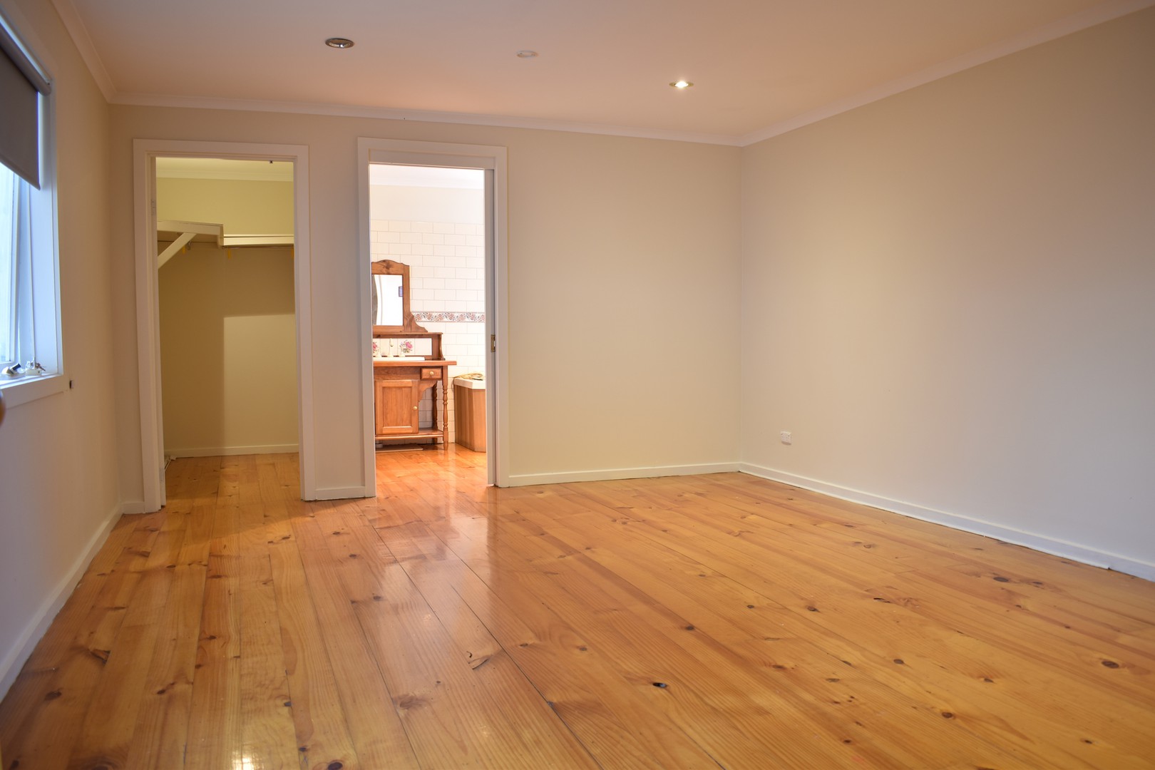 6 Arundel Avenue, Reservoir, VIC 3073, Reservoir - Thumbnail 4