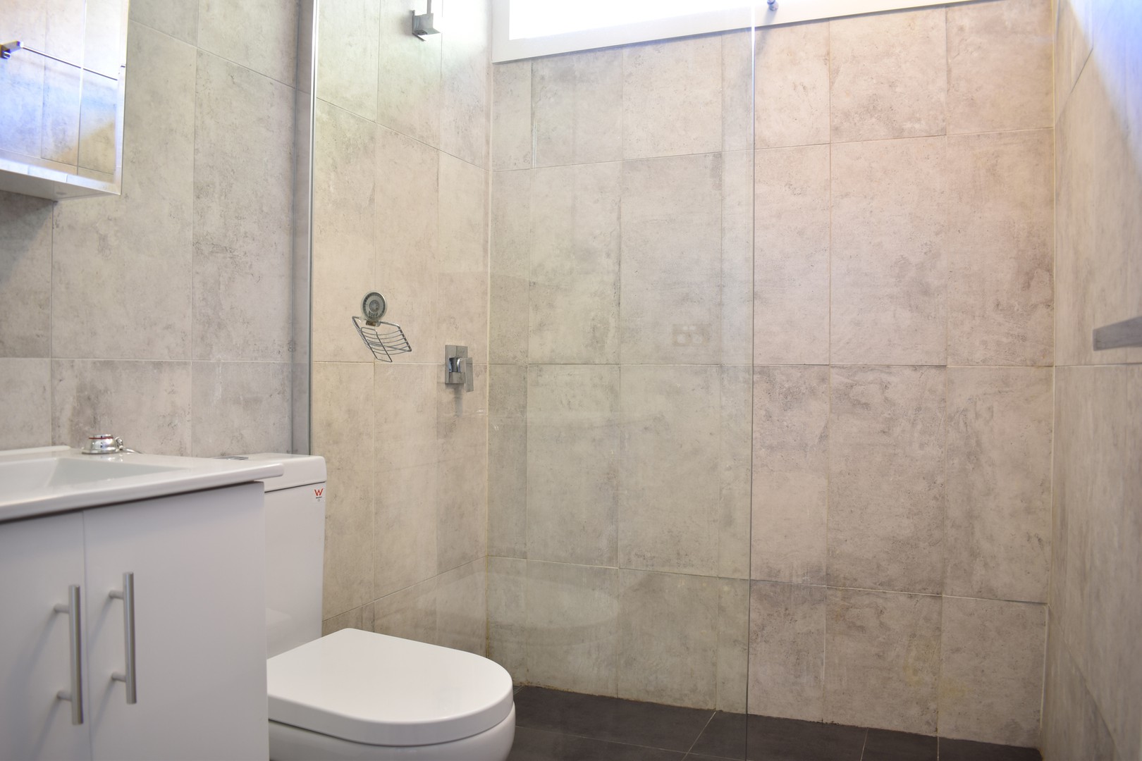 6 Arundel Avenue, Reservoir, VIC 3073, Reservoir - Thumbnail 8