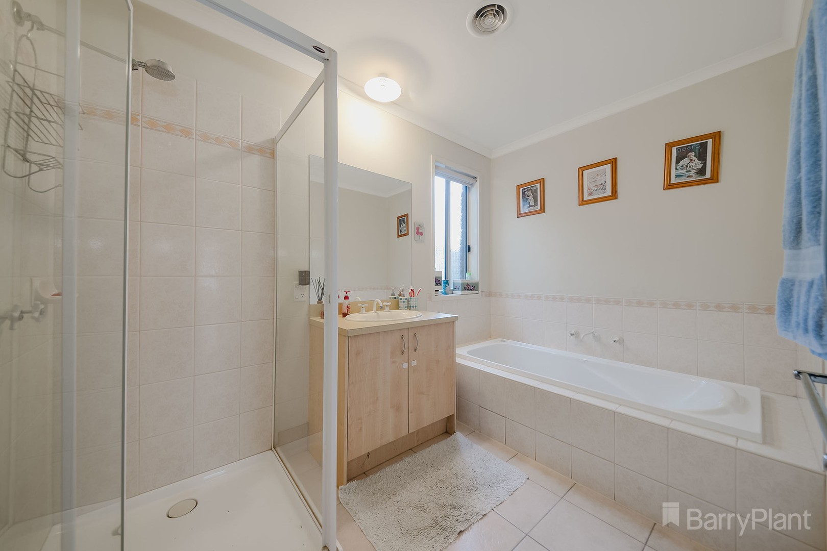 6 Avoca Place, Pakenham, VIC 3810, Pakenham - Thumbnail 5