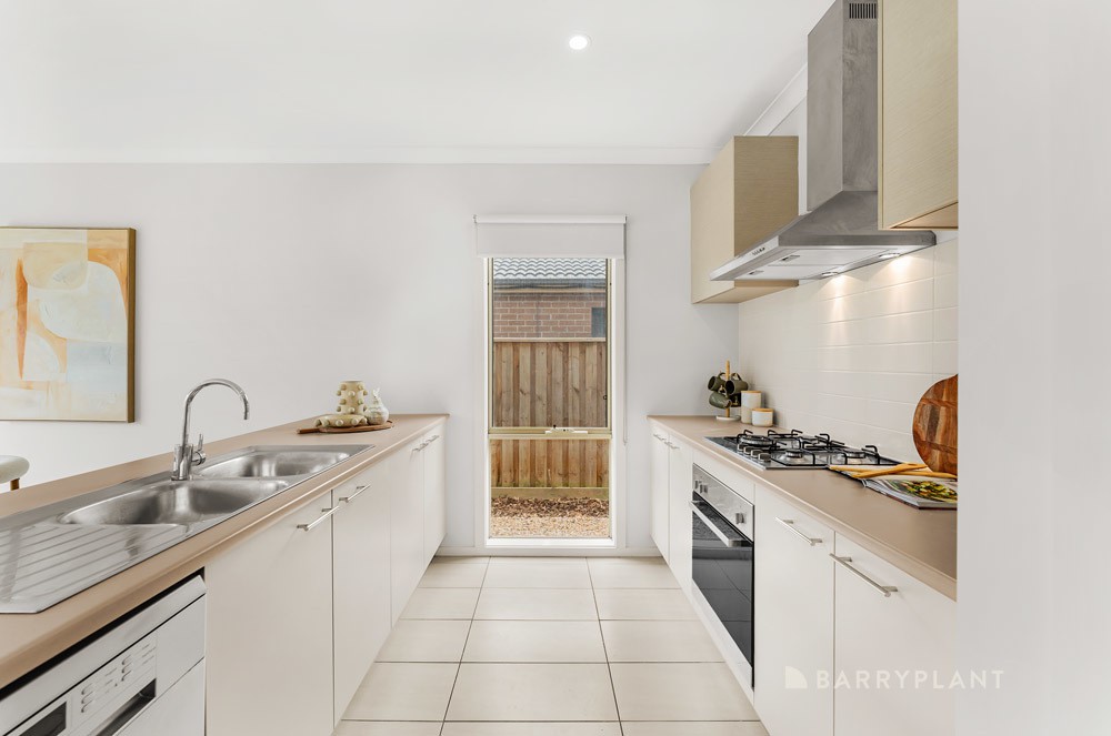 6 Aylesbury Boulevard, Doreen, VIC 3754, Doreen - Thumbnail 3