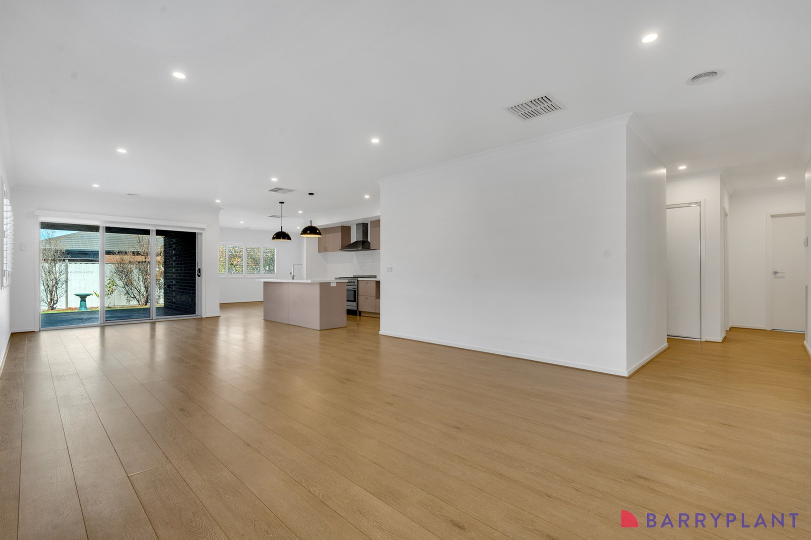 6 Barclay Street, Thornhill Park, VIC 3335, Thornhill Park - Thumbnail 5