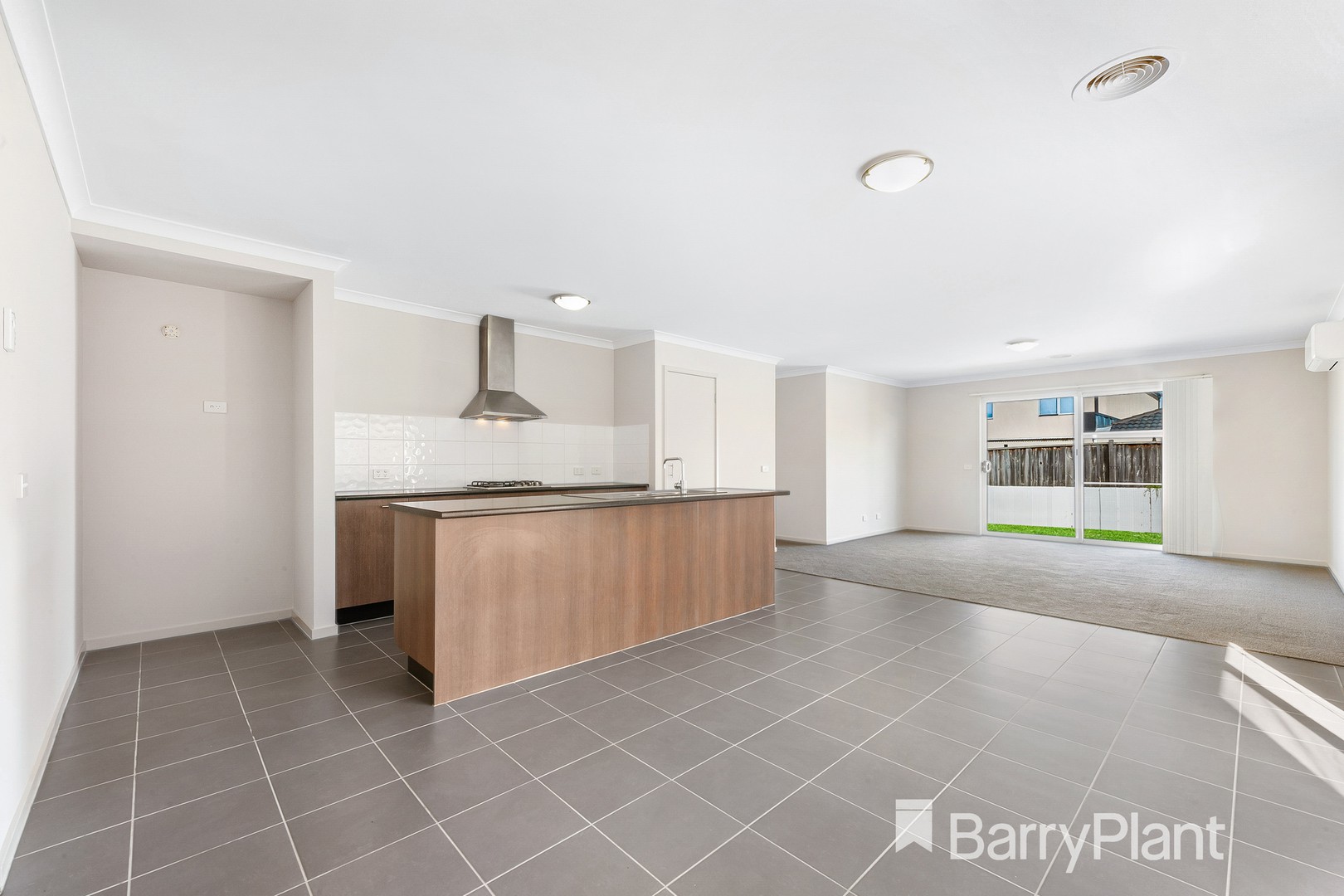 6 Beagle Street, Tarneit, VIC 3029, Tarneit - Thumbnail 5