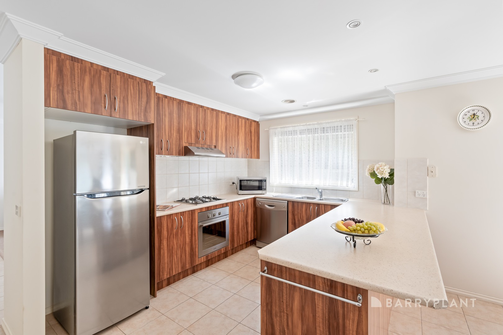 6 Beckett Way, Craigieburn, VIC 3064, Craigieburn - Thumbnail 5
