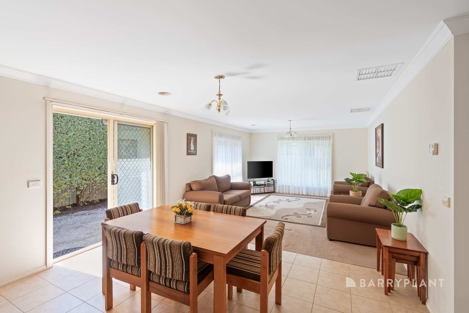 6 Beckett Way, Craigieburn, VIC 3064, Craigieburn - Thumbnail 7