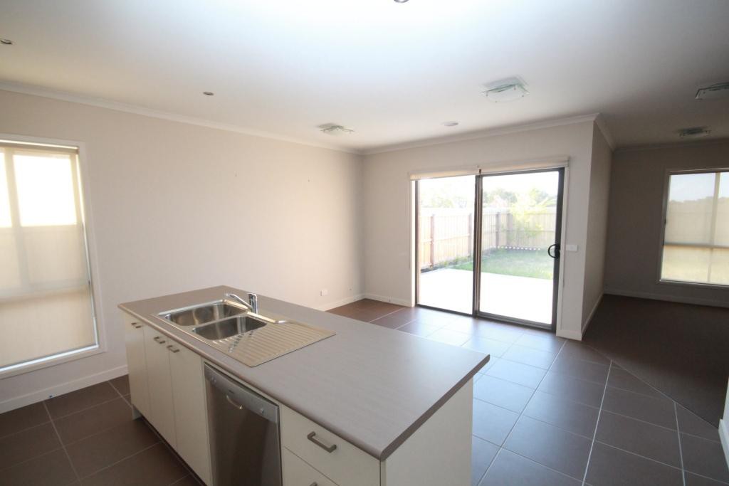 6 Beekeeper Road, Armstrong Creek, VIC 3217, Armstrong Creek - Thumbnail 3