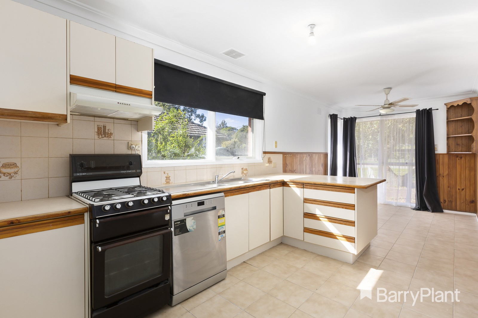 6 Begonia Avenue, Bayswater, VIC 3153, Bayswater - Thumbnail 5